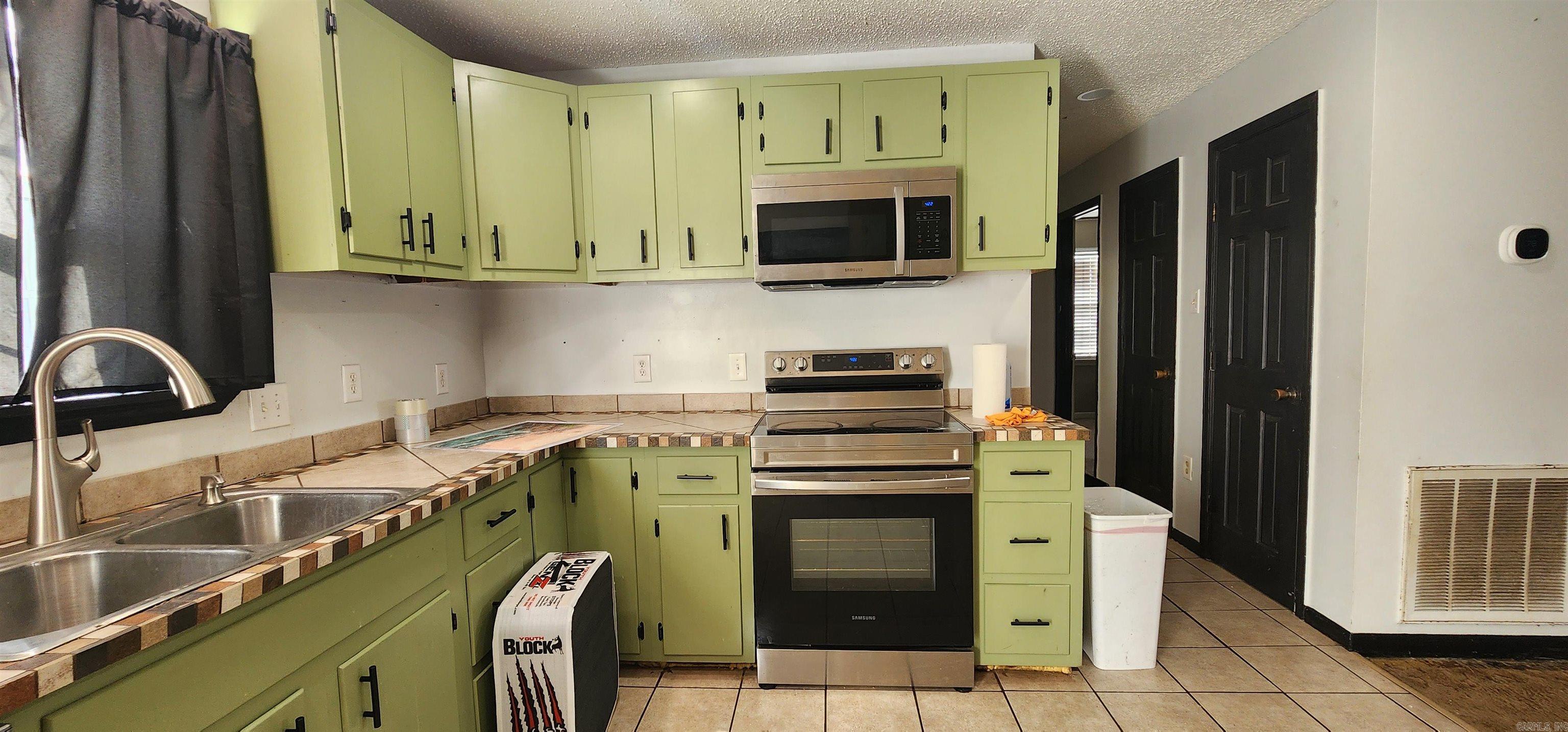 Crystal Hill #10 - Residential