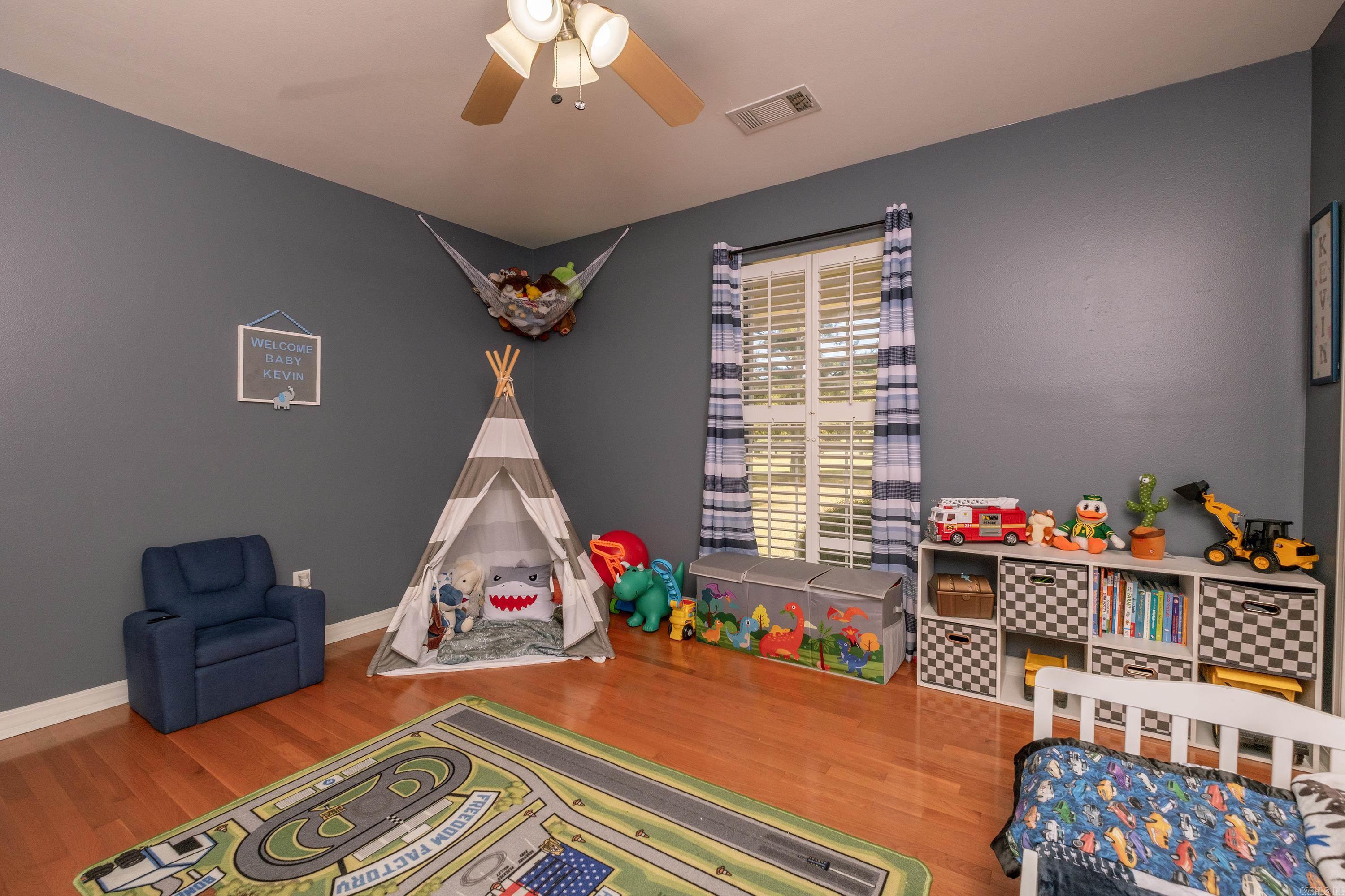 Lincoln Terrace - Residential