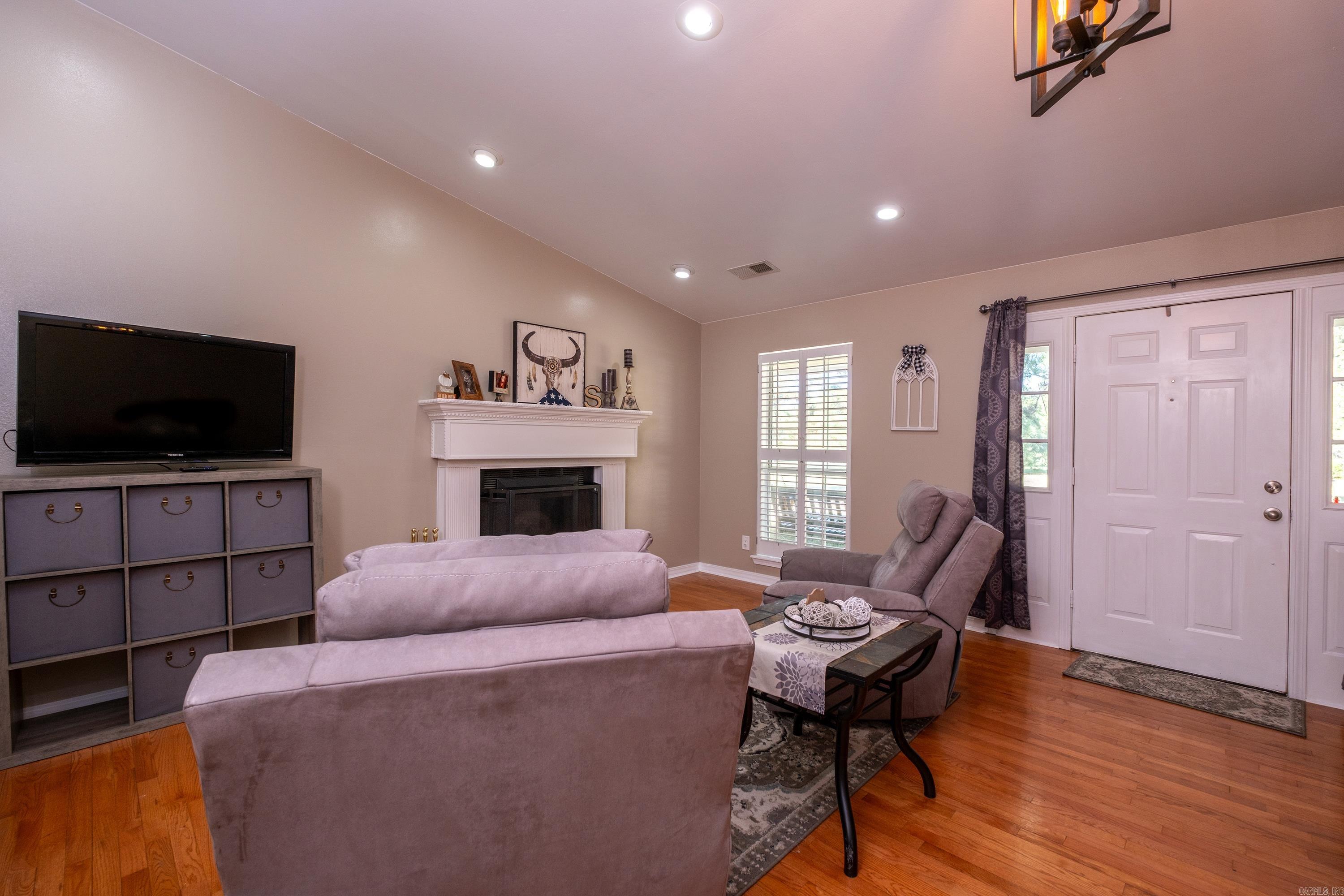 Lincoln Terrace - Residential