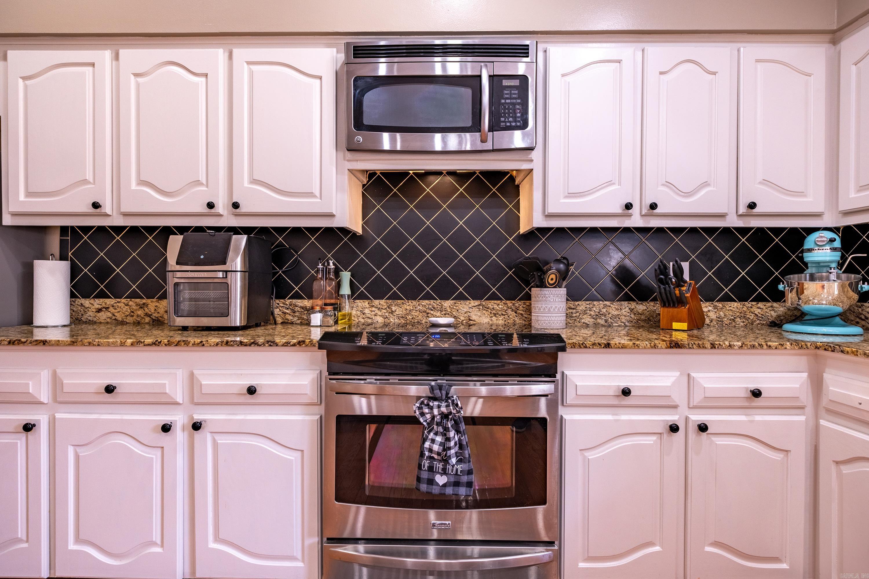 Lincoln Terrace - Residential