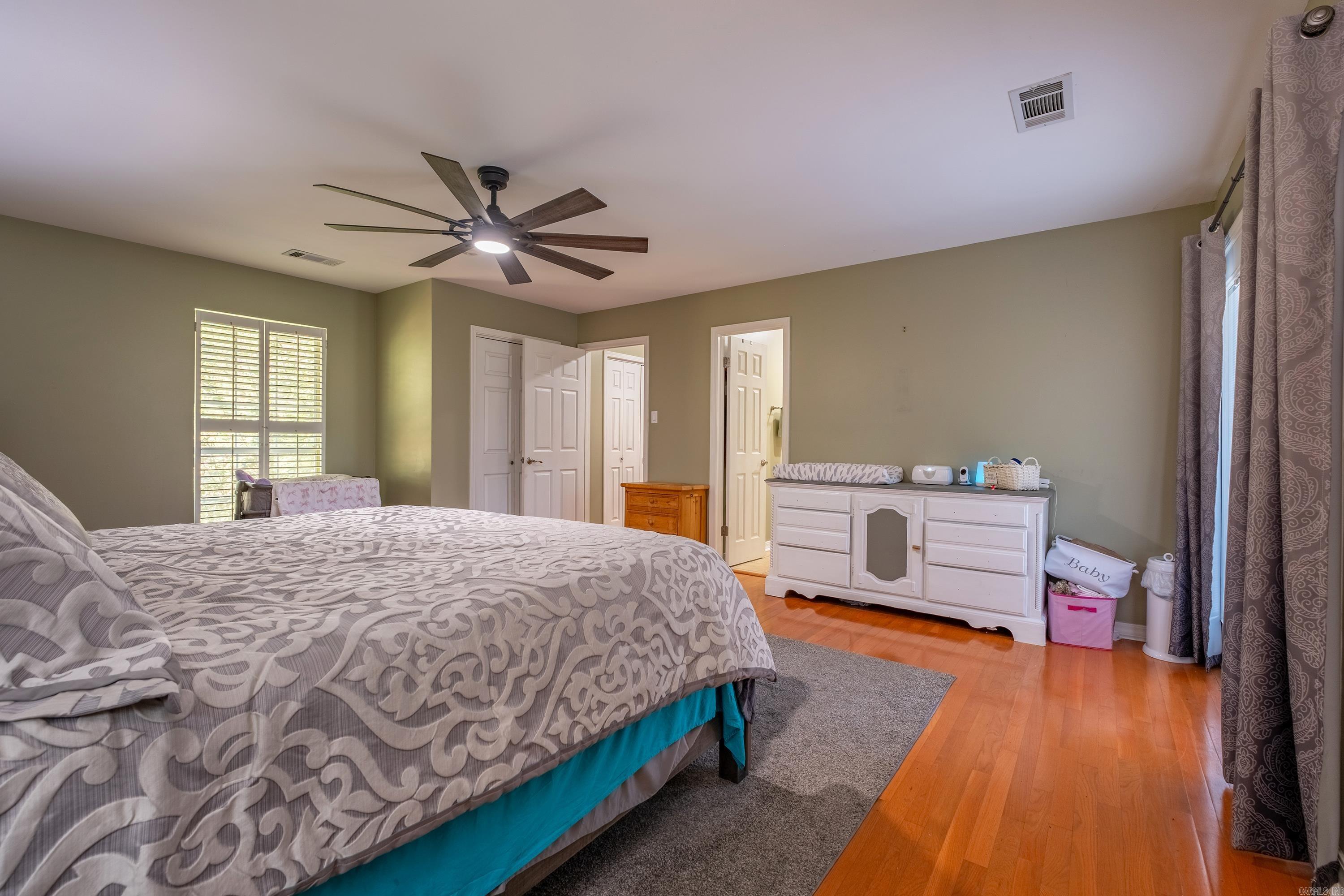 Lincoln Terrace - Residential