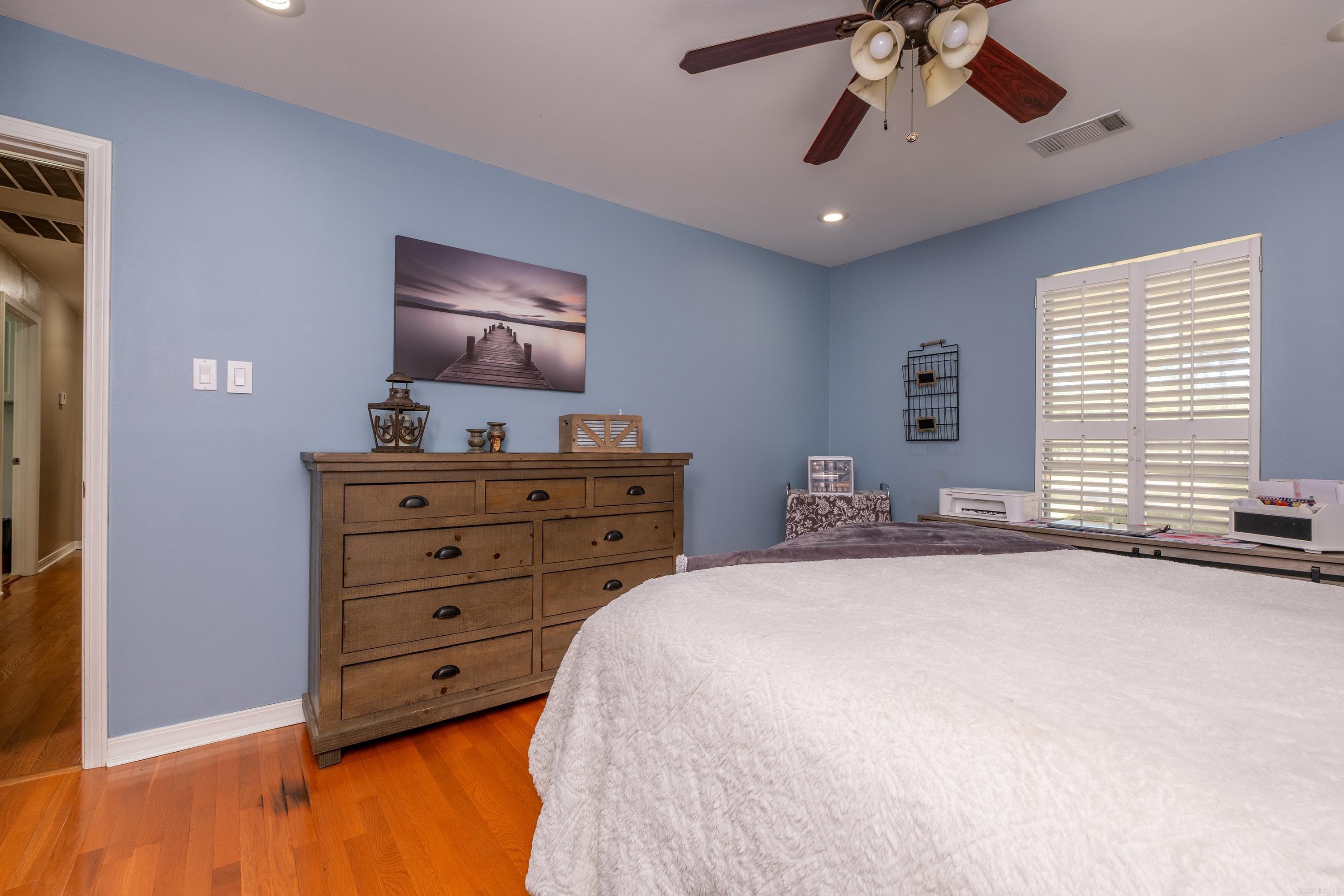 Lincoln Terrace - Residential