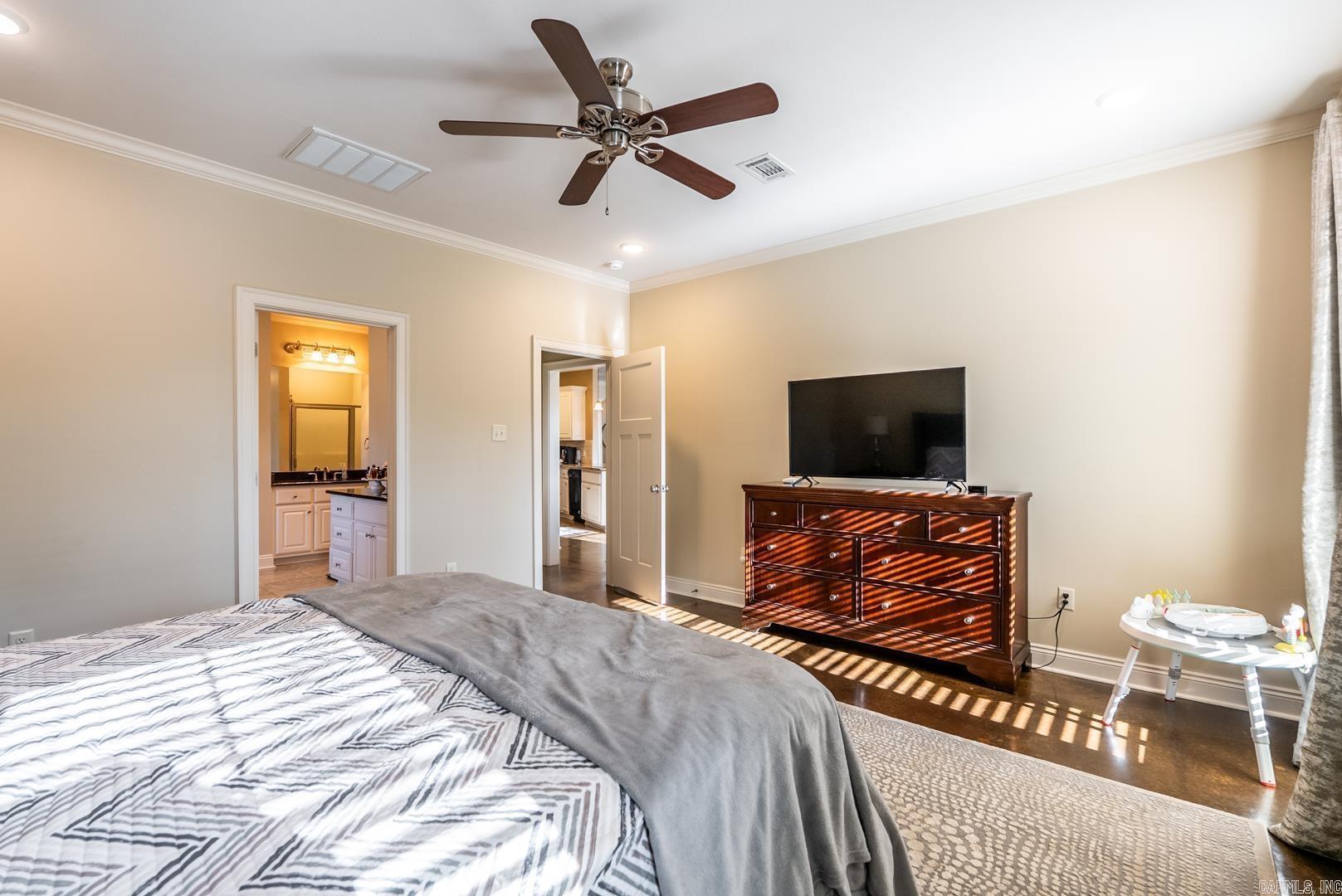 SALEM WOODS - Residential