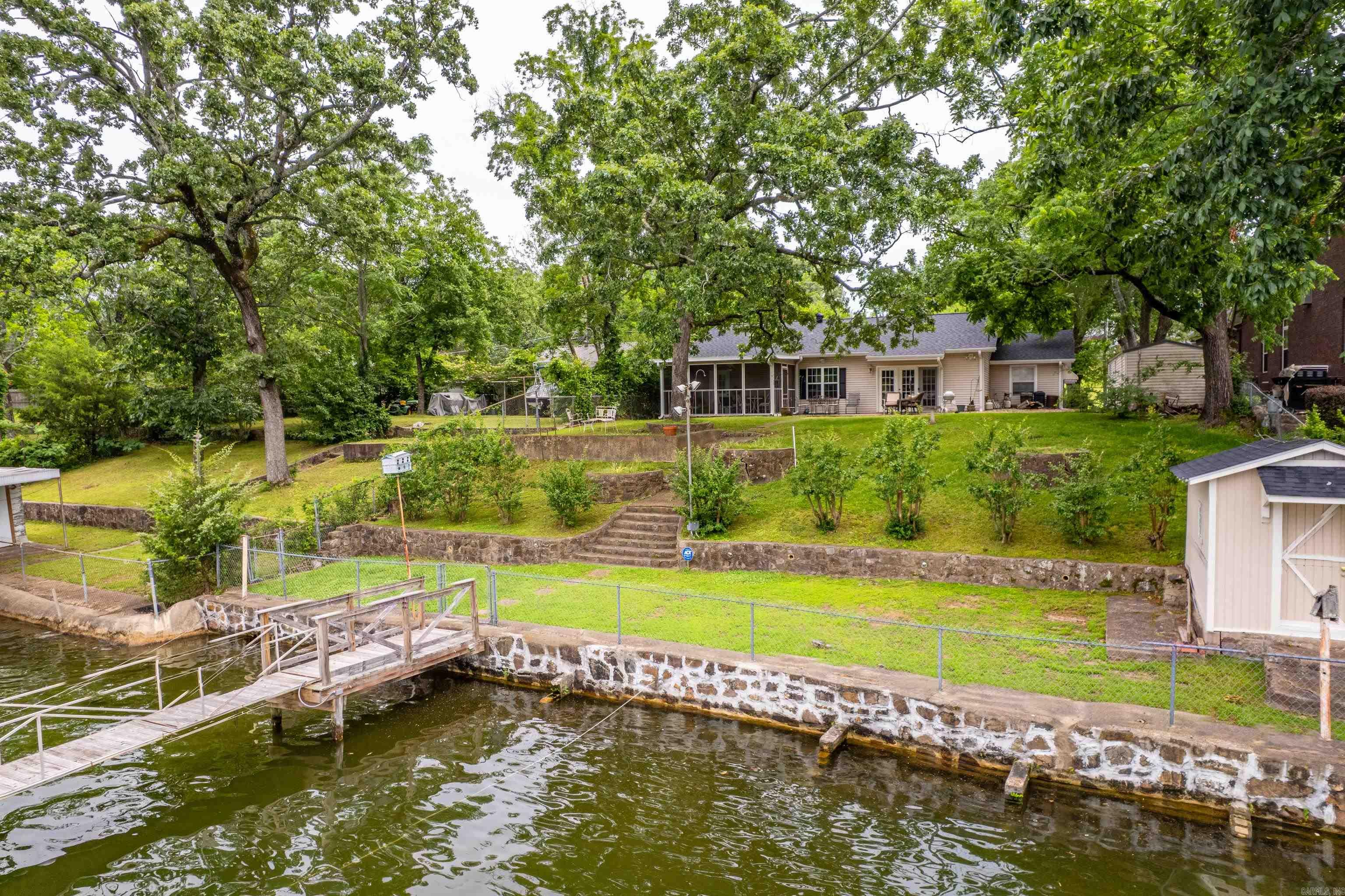 CLIFTON LAKE ADDITION - Residential