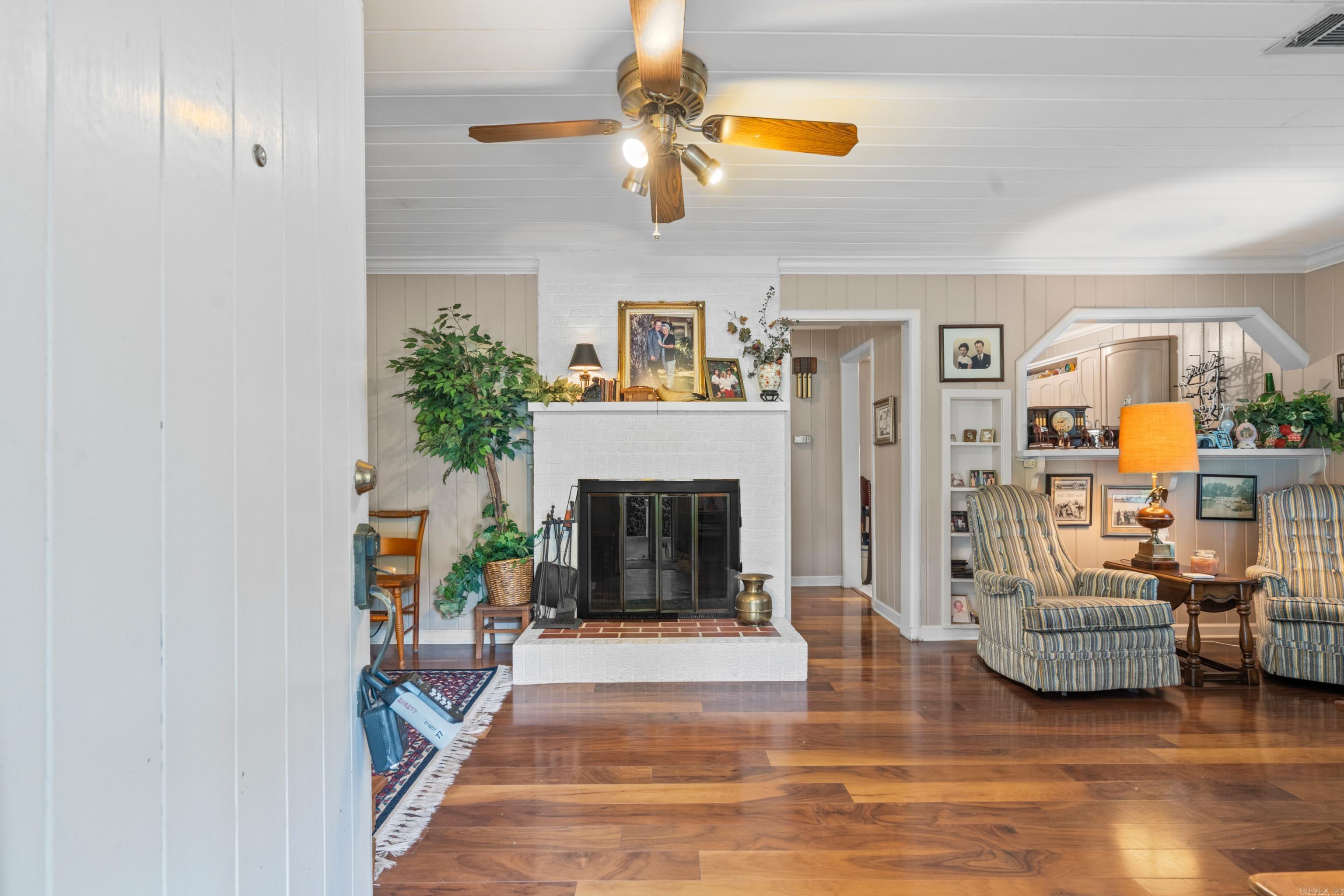 CLIFTON LAKE ADDITION - Residential