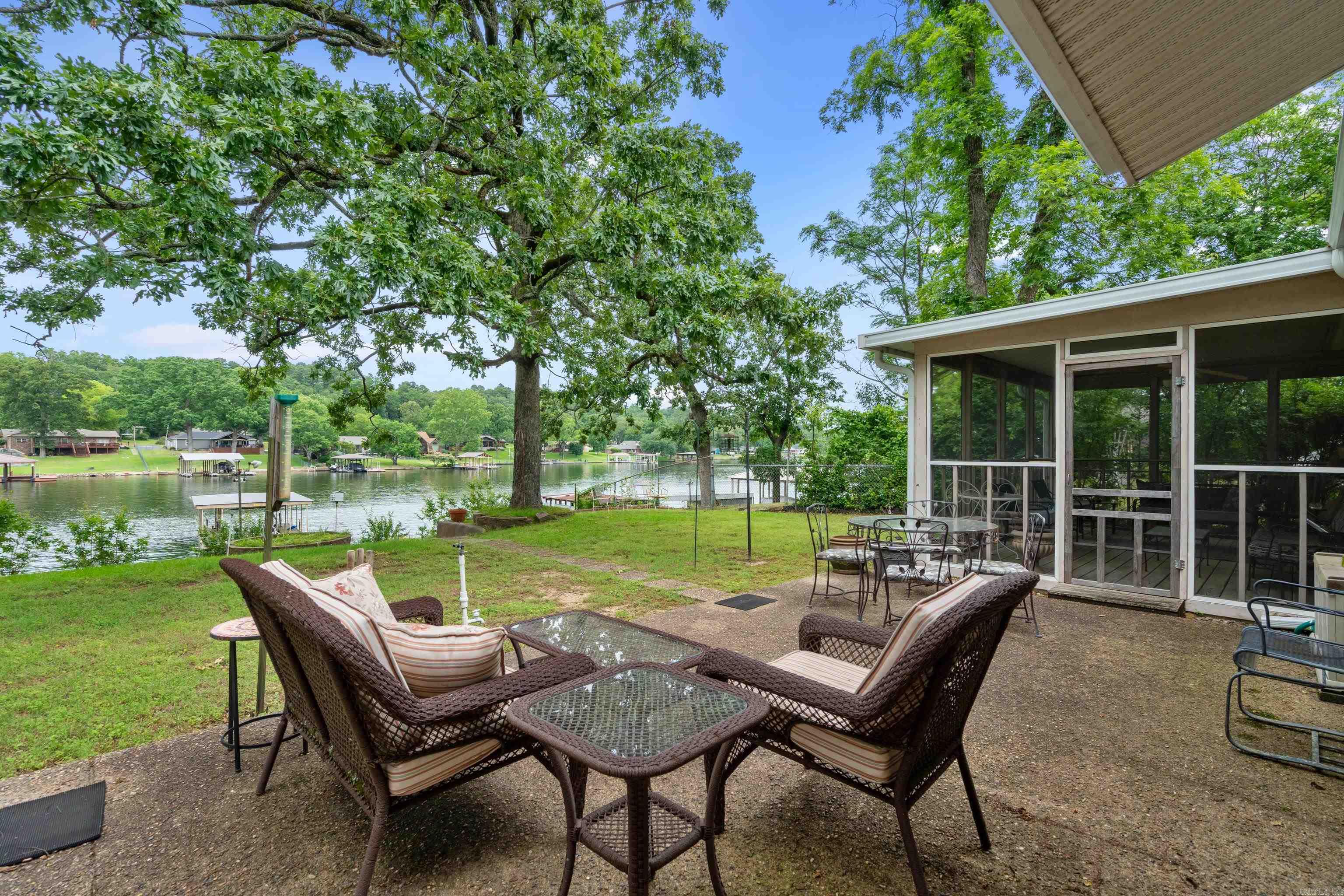 CLIFTON LAKE ADDITION - Residential