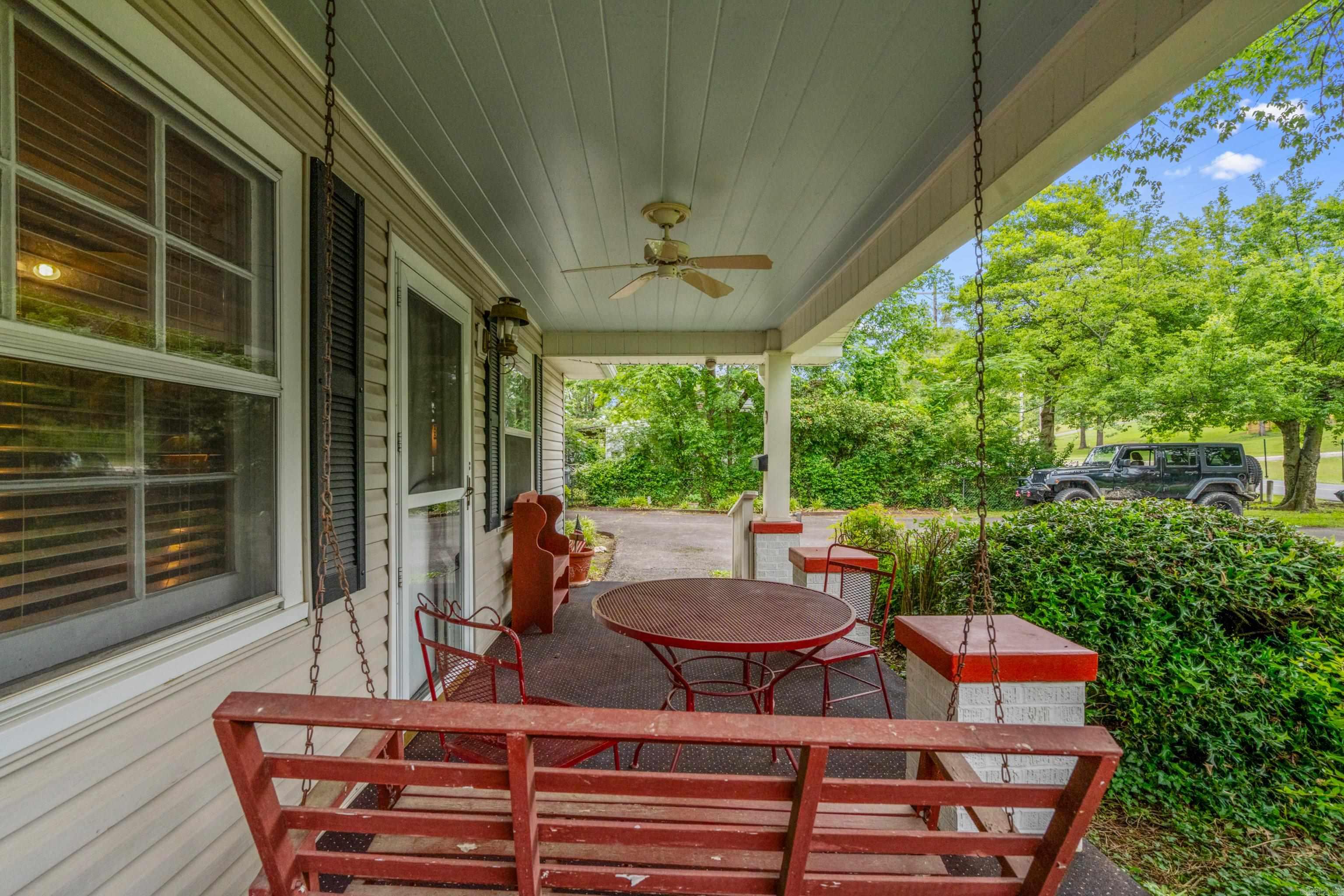 CLIFTON LAKE ADDITION - Residential