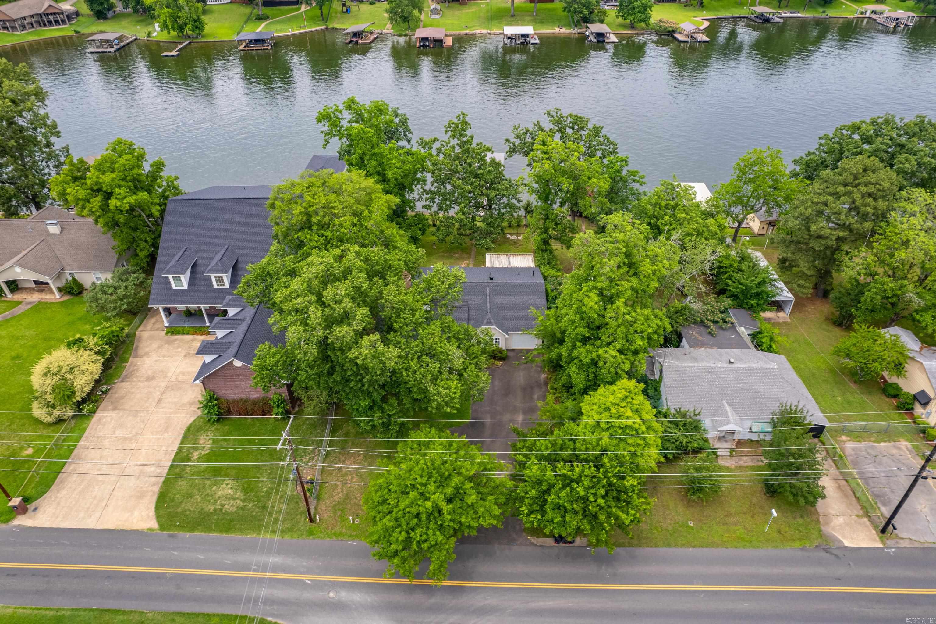 CLIFTON LAKE ADDITION - Residential