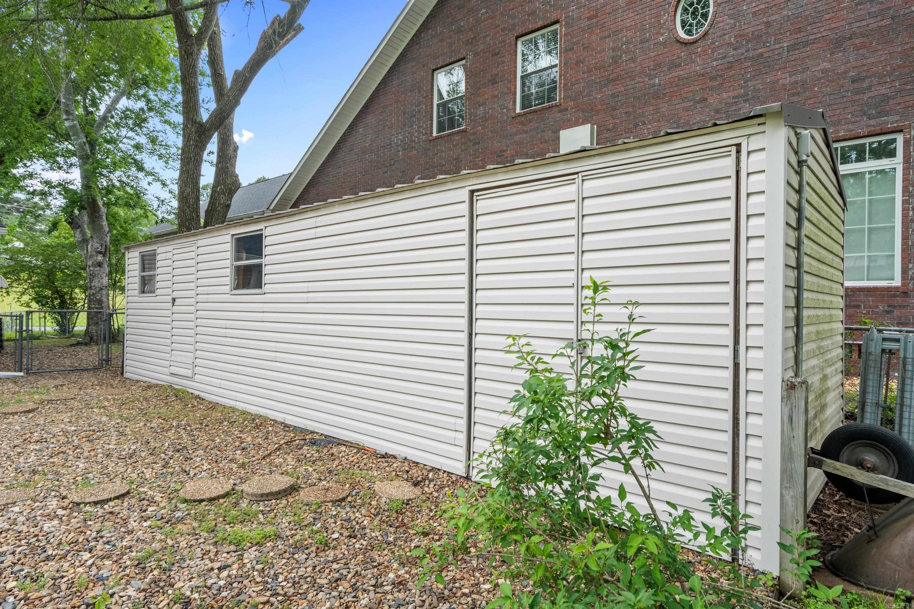 CLIFTON LAKE ADDITION - Residential