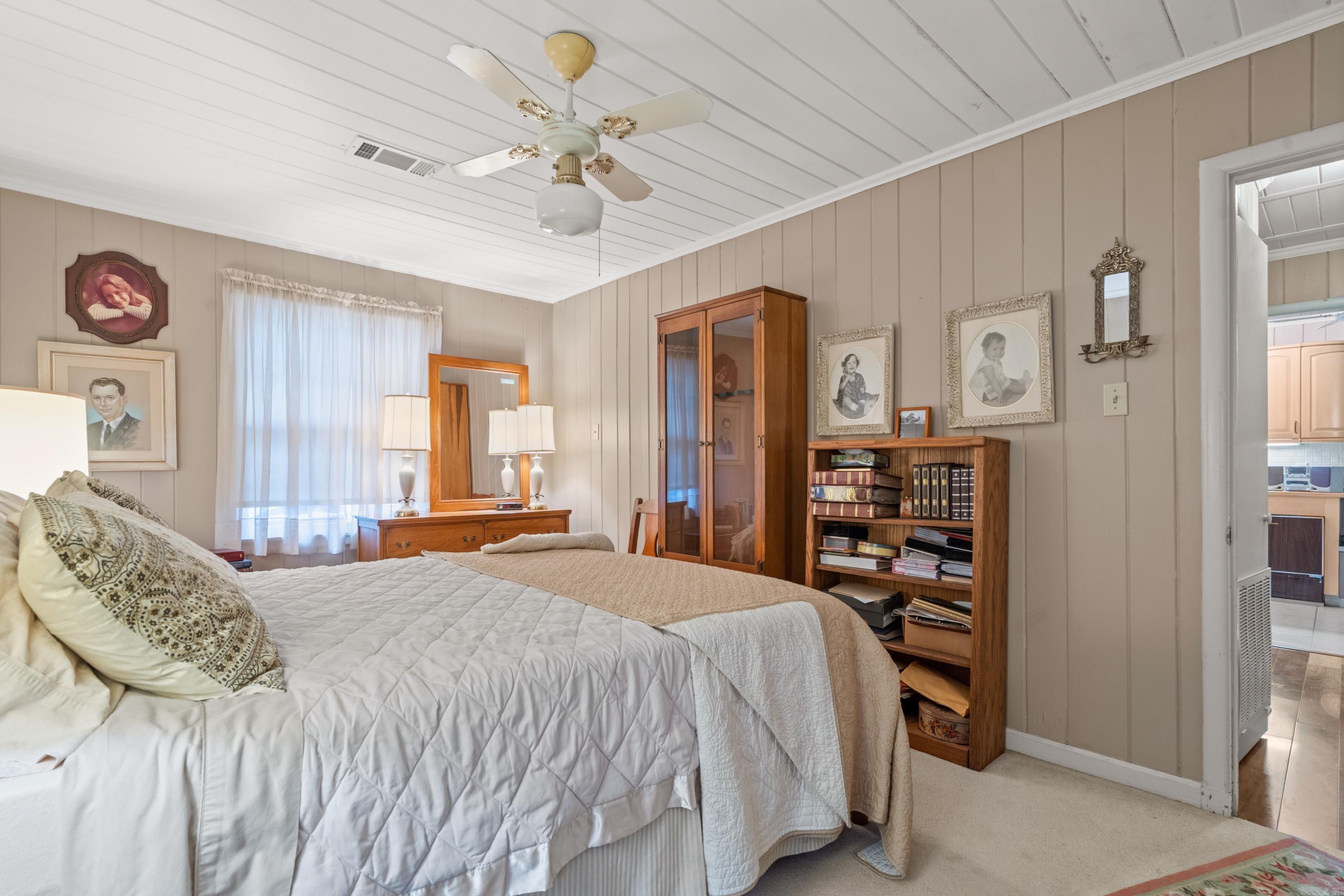 CLIFTON LAKE ADDITION - Residential