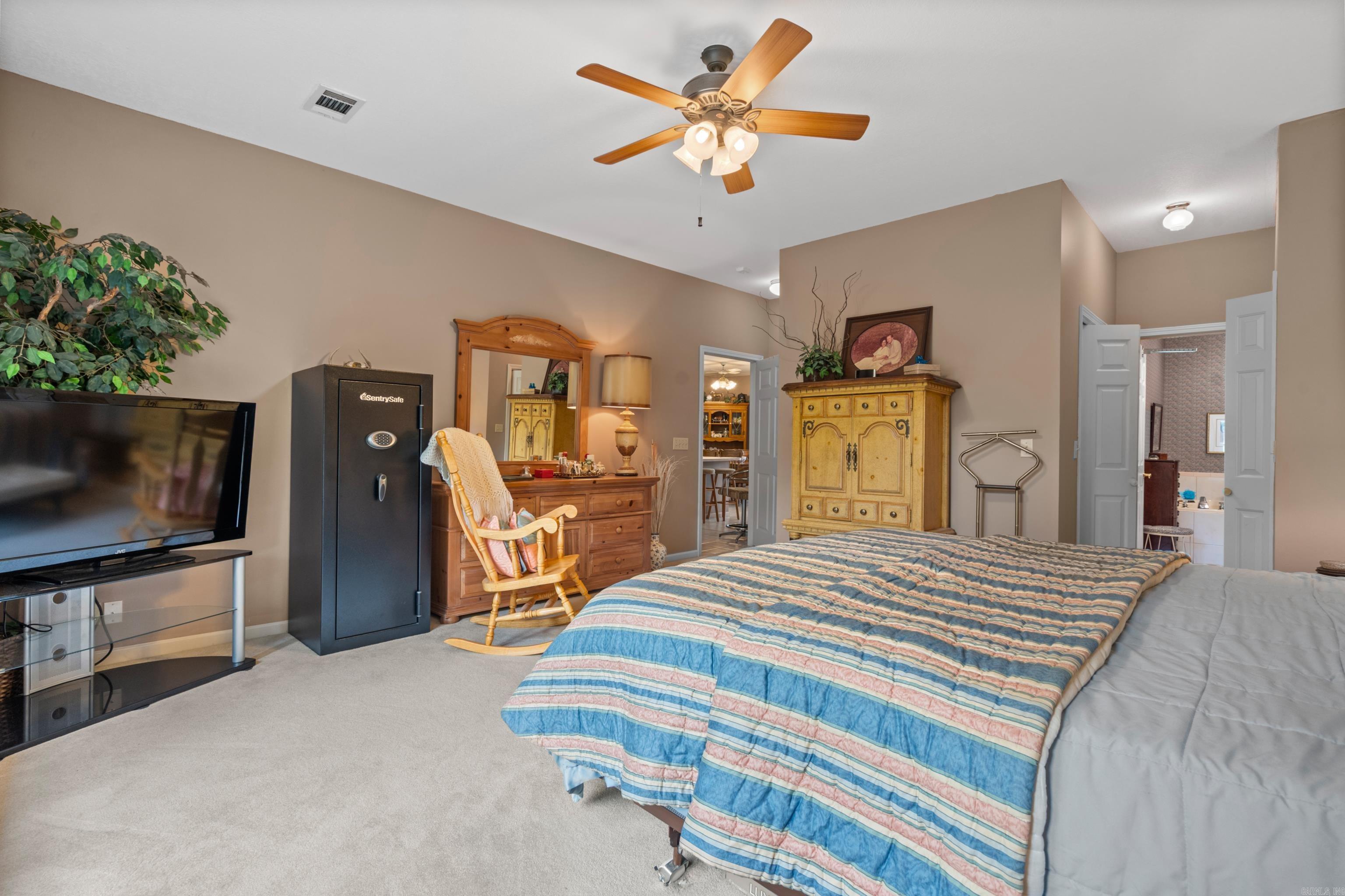 CLIFTON LAKE ADDITION - Residential