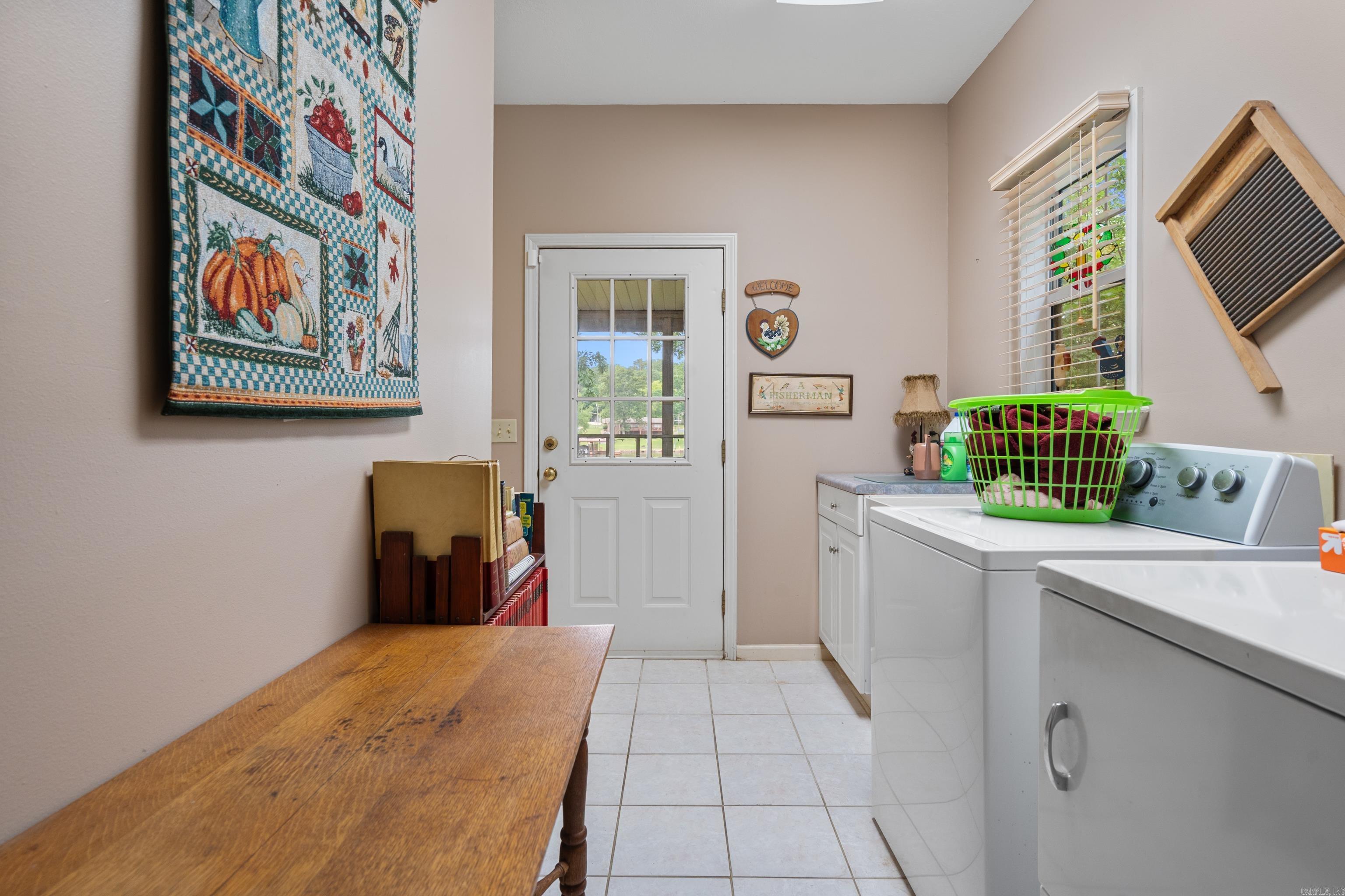 CLIFTON LAKE ADDITION - Residential