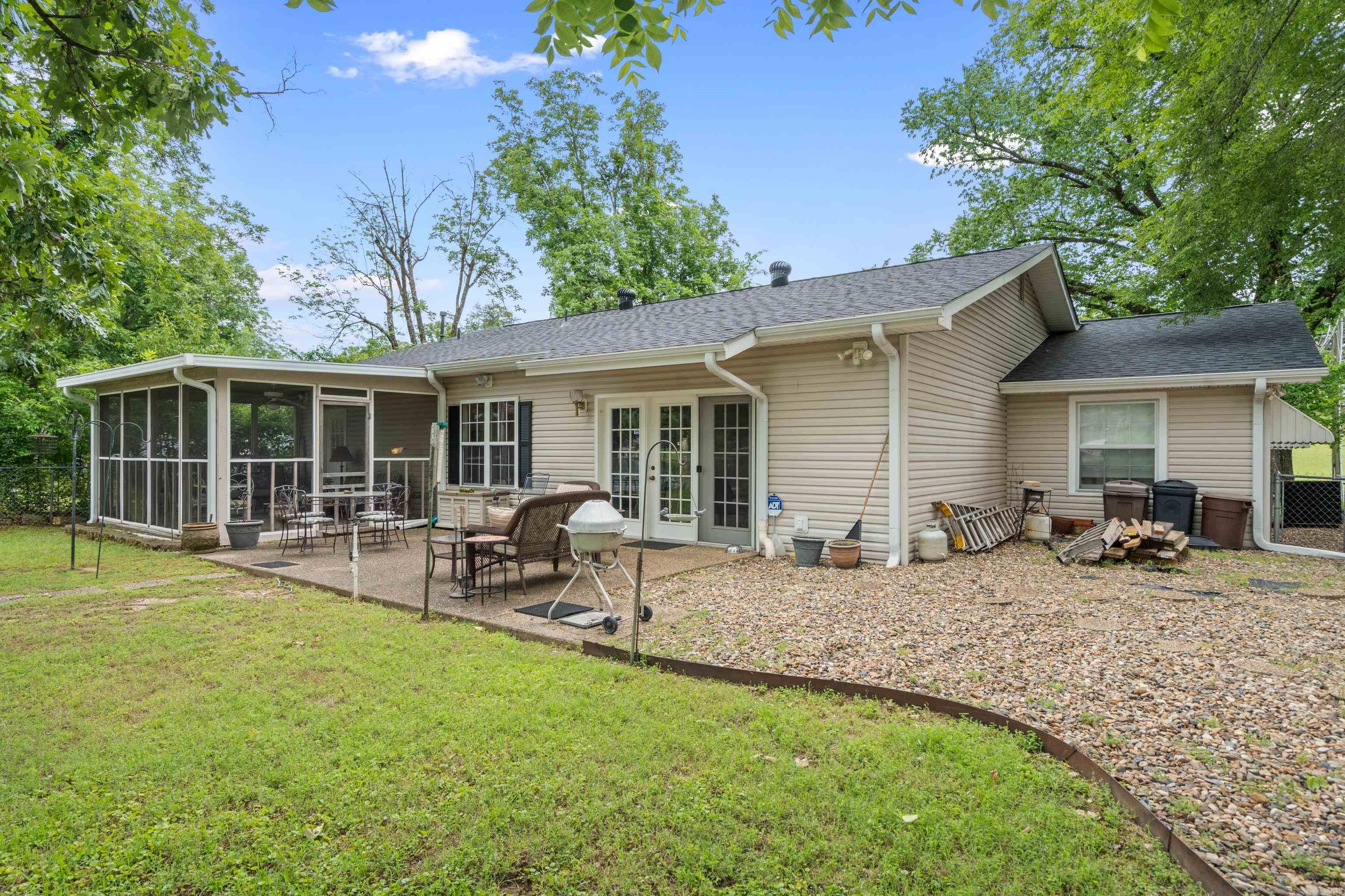 CLIFTON LAKE ADDITION - Residential