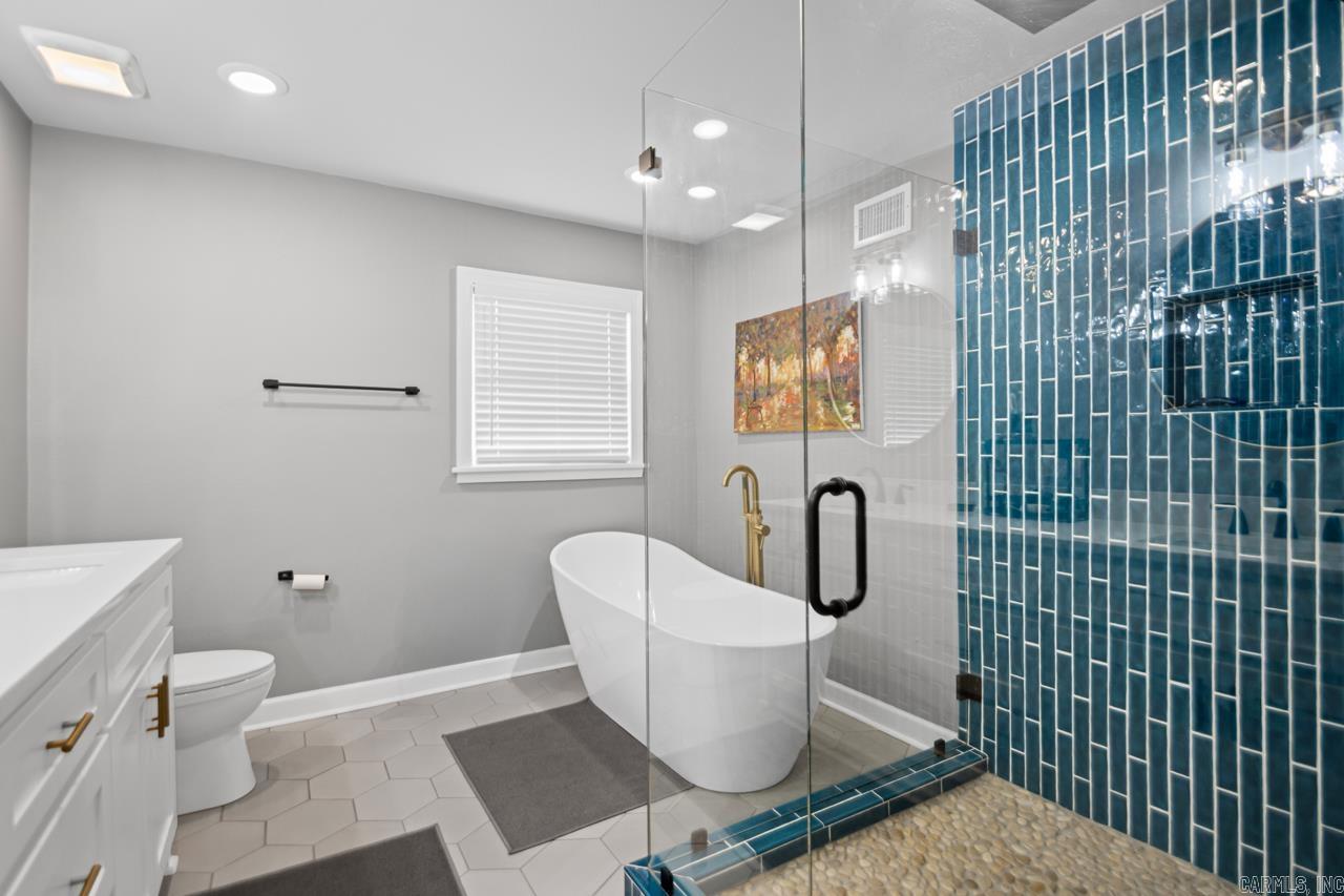 BRENTWOOD - Residential