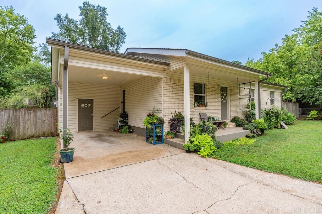 BROOKVIEW - Residential