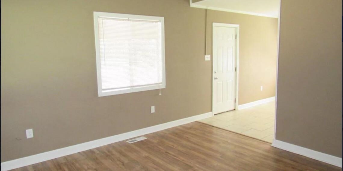 Earl Lakeside - Residential Lease