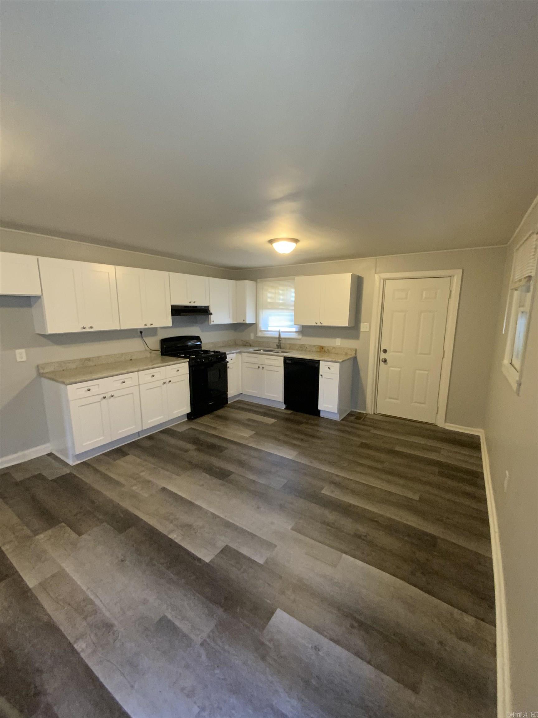 Laskers - Residential Lease