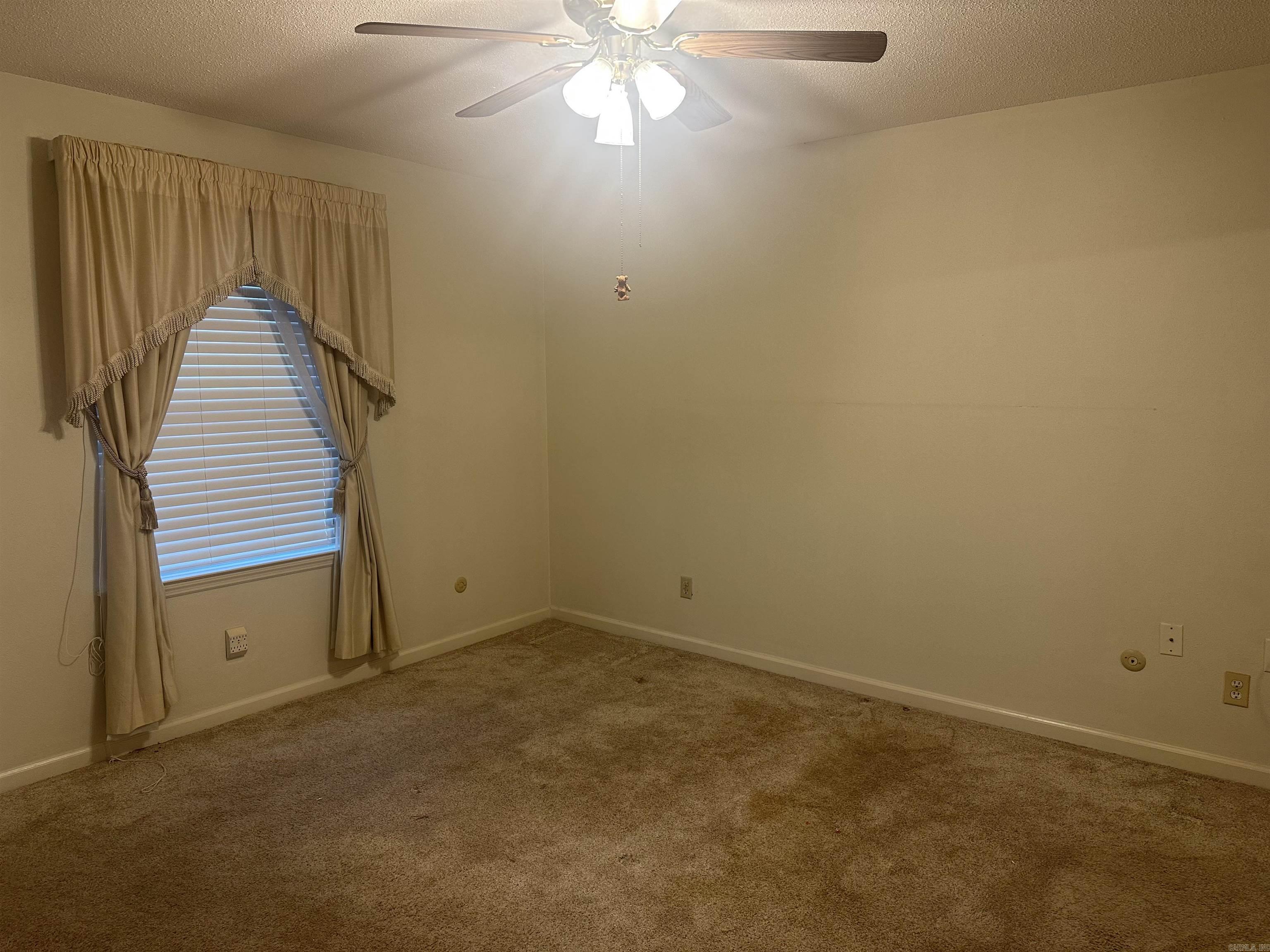 STAGECOACH VILLAGE - Residential
