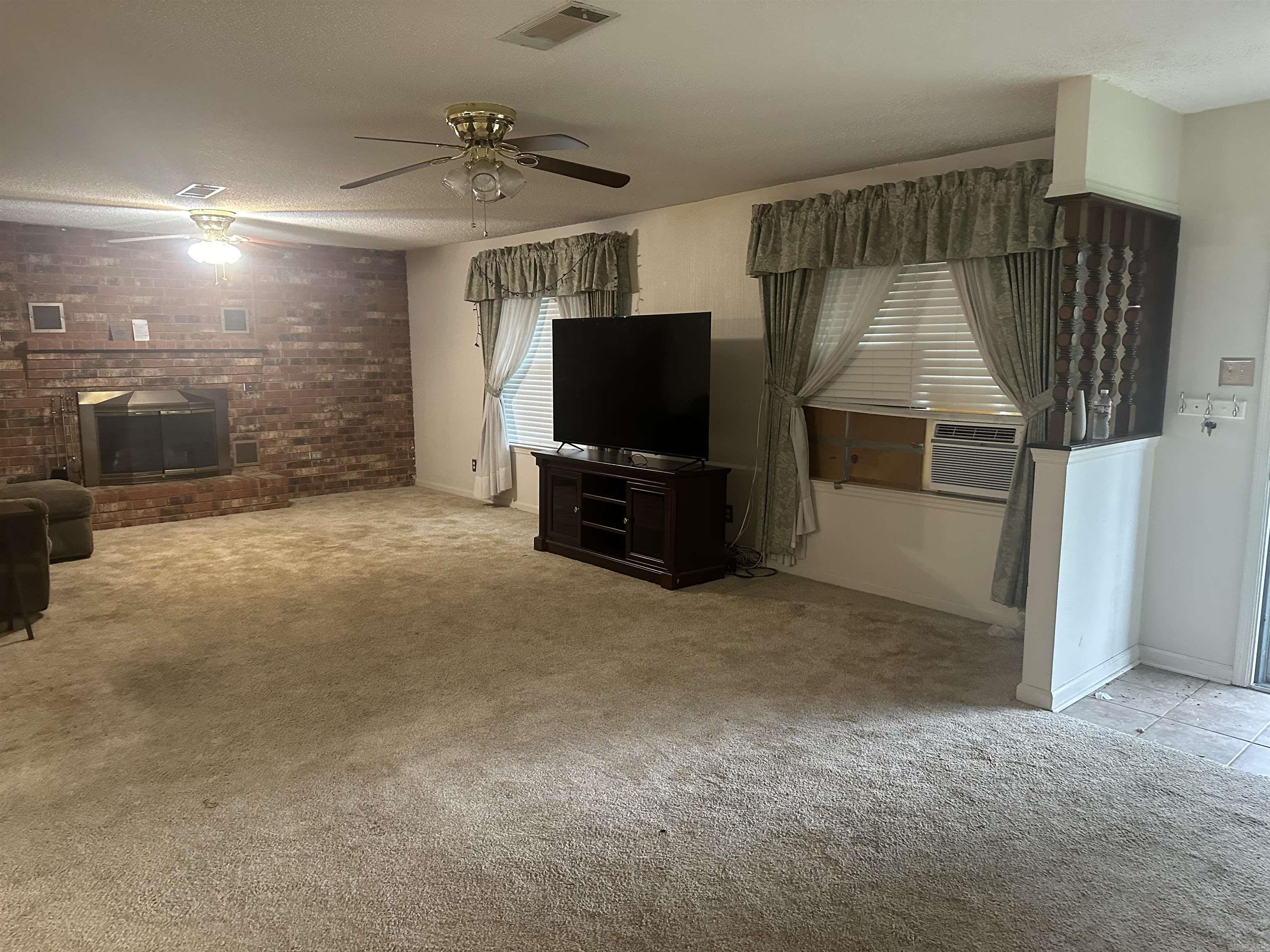 STAGECOACH VILLAGE - Residential