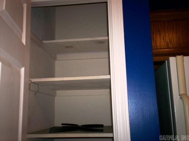 ROLLING OAKS - Residential