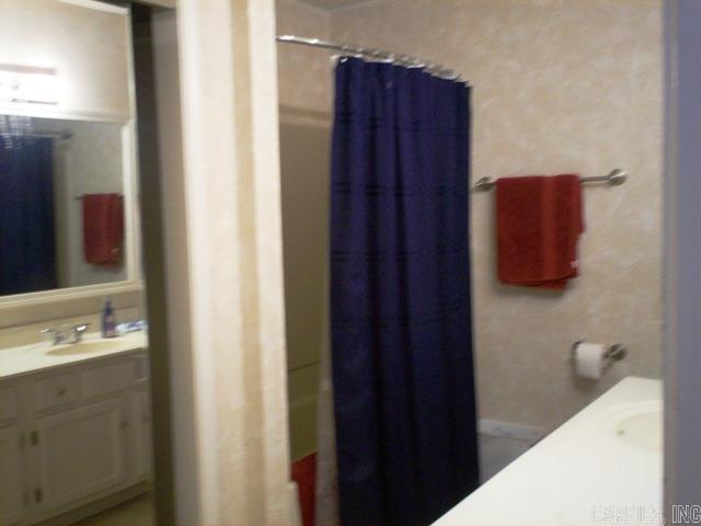 ROLLING OAKS - Residential