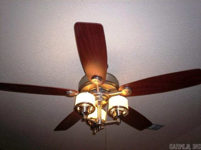 ROLLING OAKS - Residential