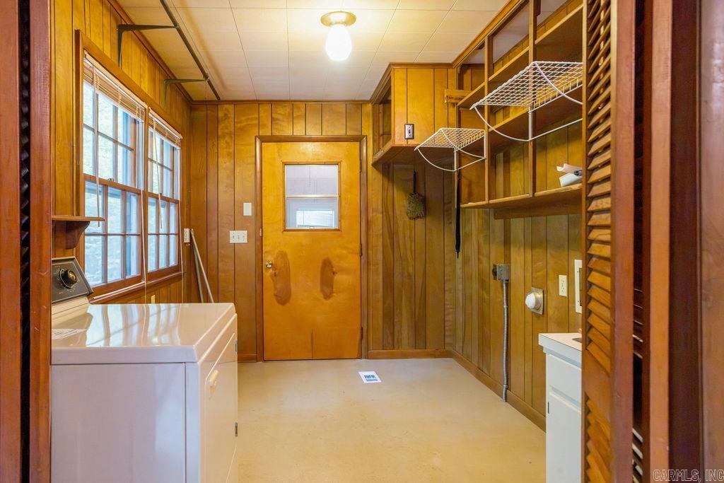 BATES M&B - Residential