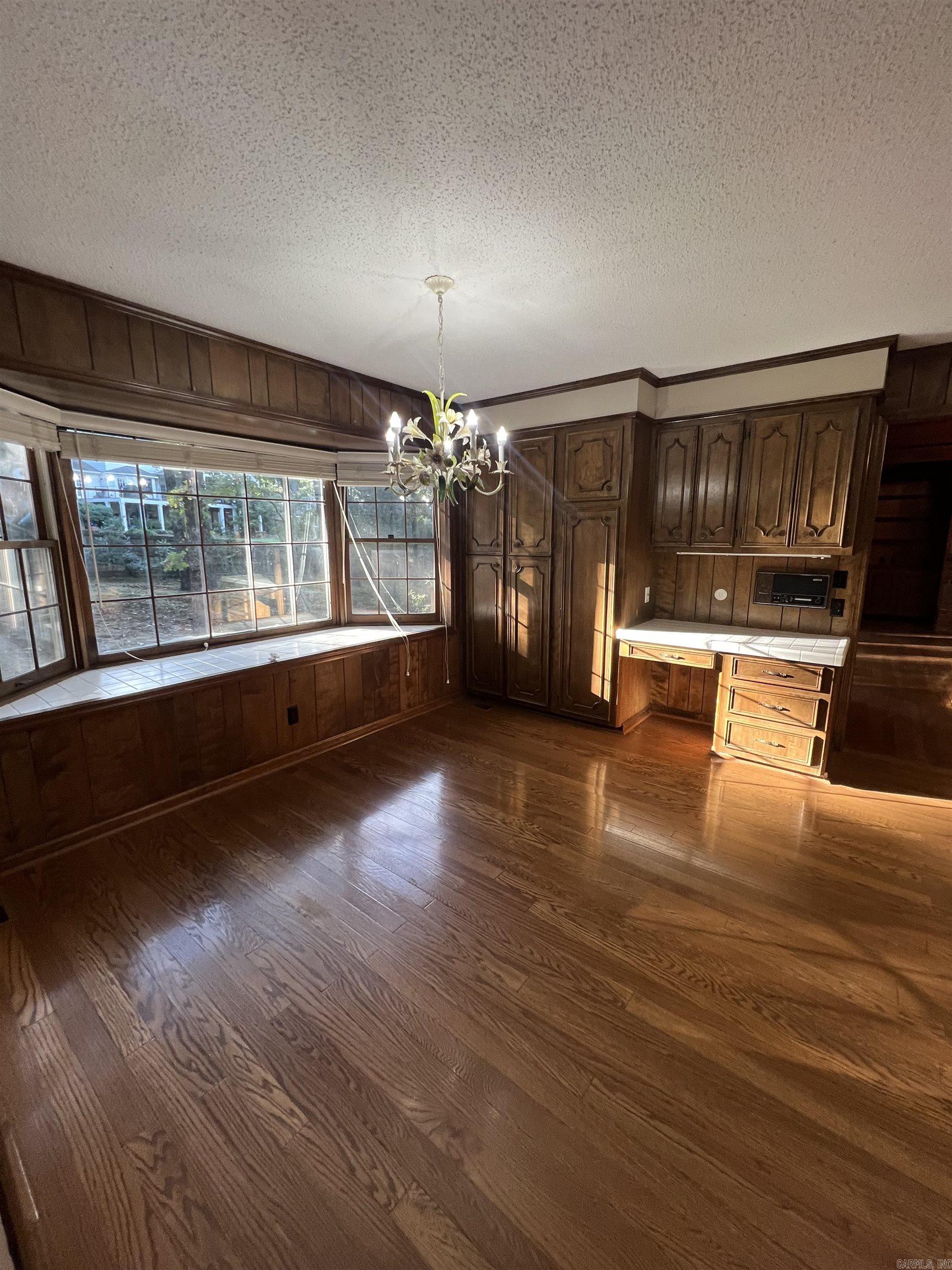 PLEASANT VALLEY - Residential