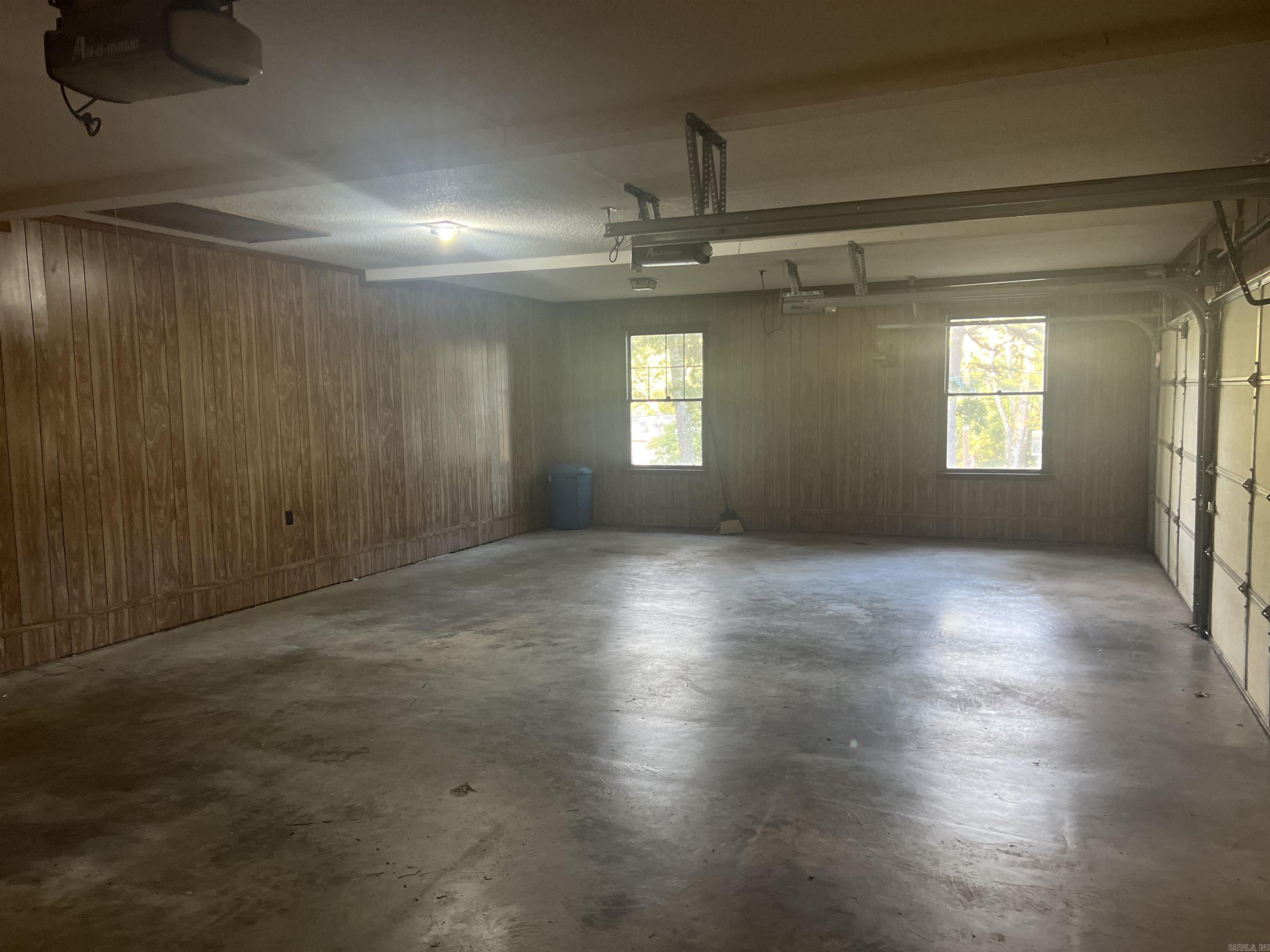 PLEASANT VALLEY - Residential