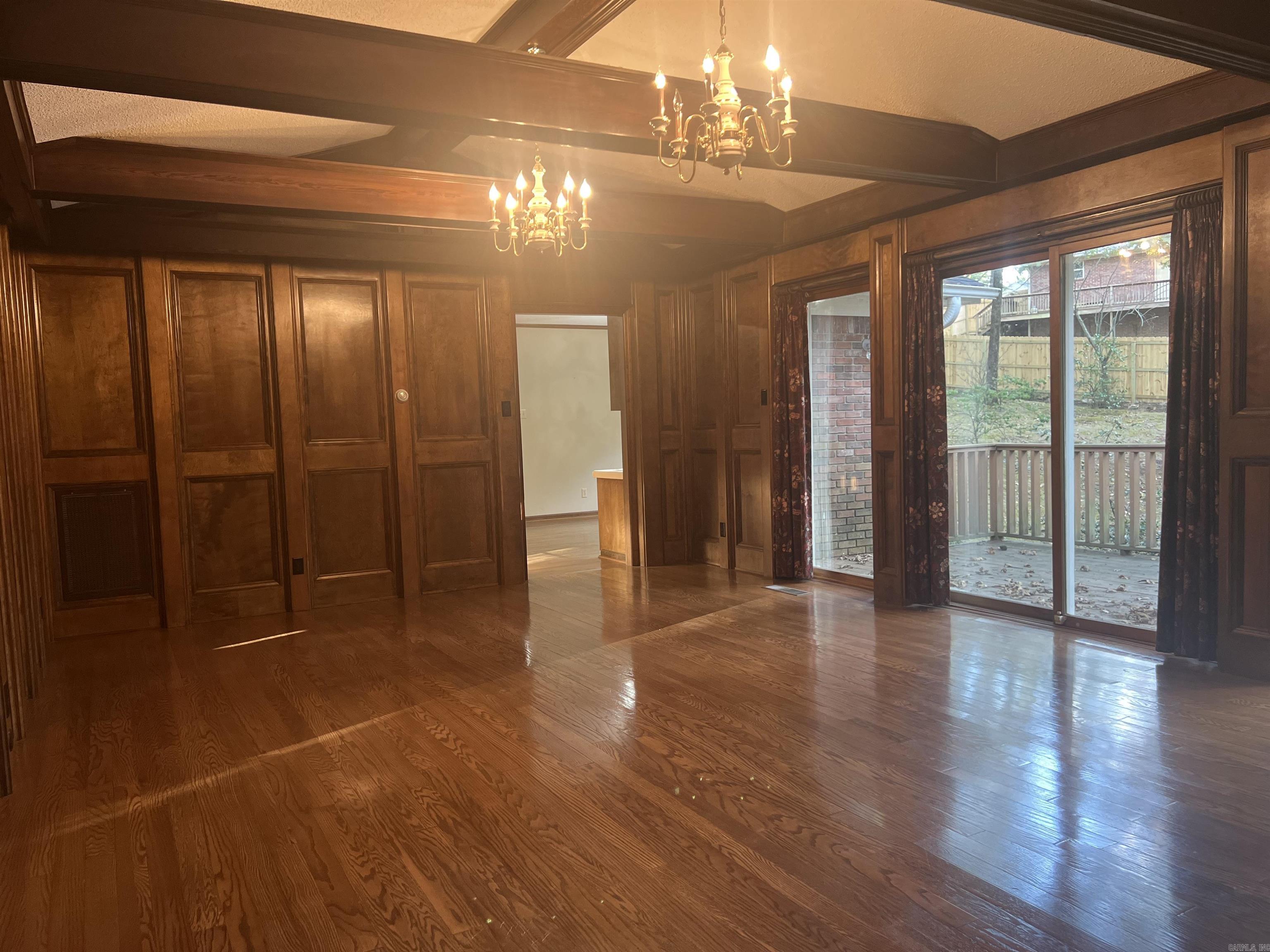 PLEASANT VALLEY - Residential