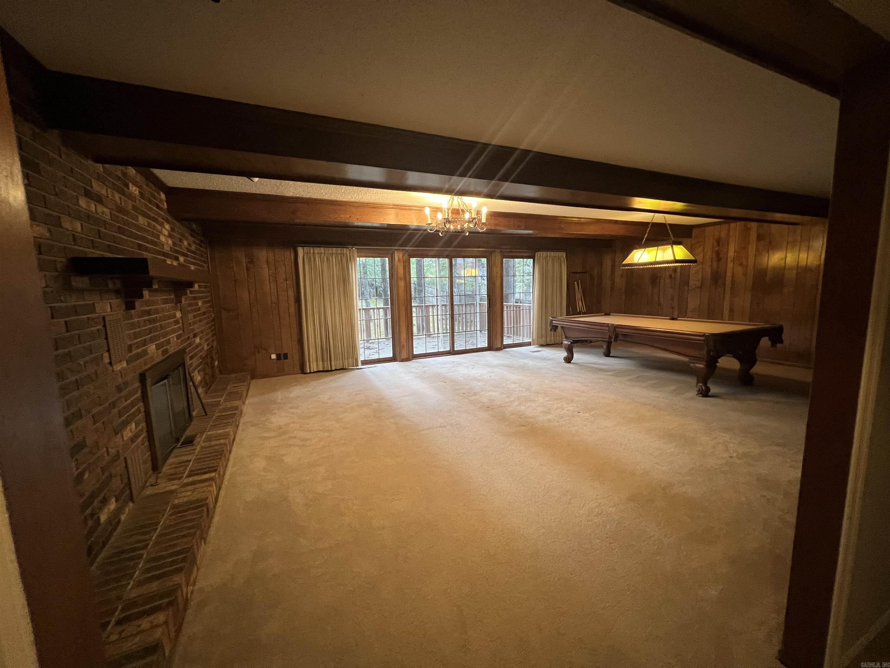 PLEASANT VALLEY - Residential