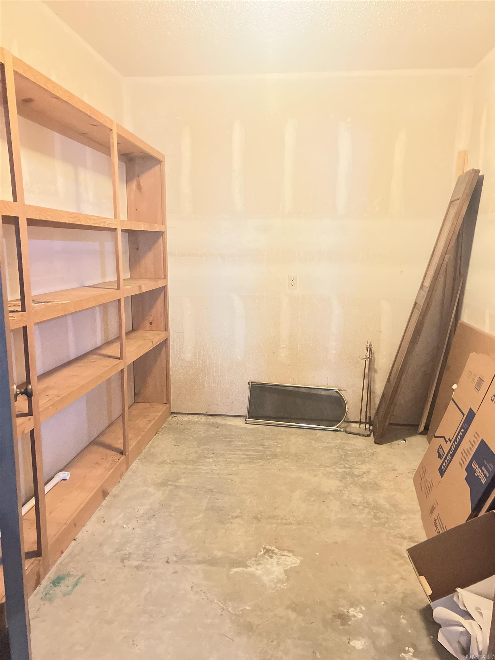 PLEASANT VALLEY - Residential