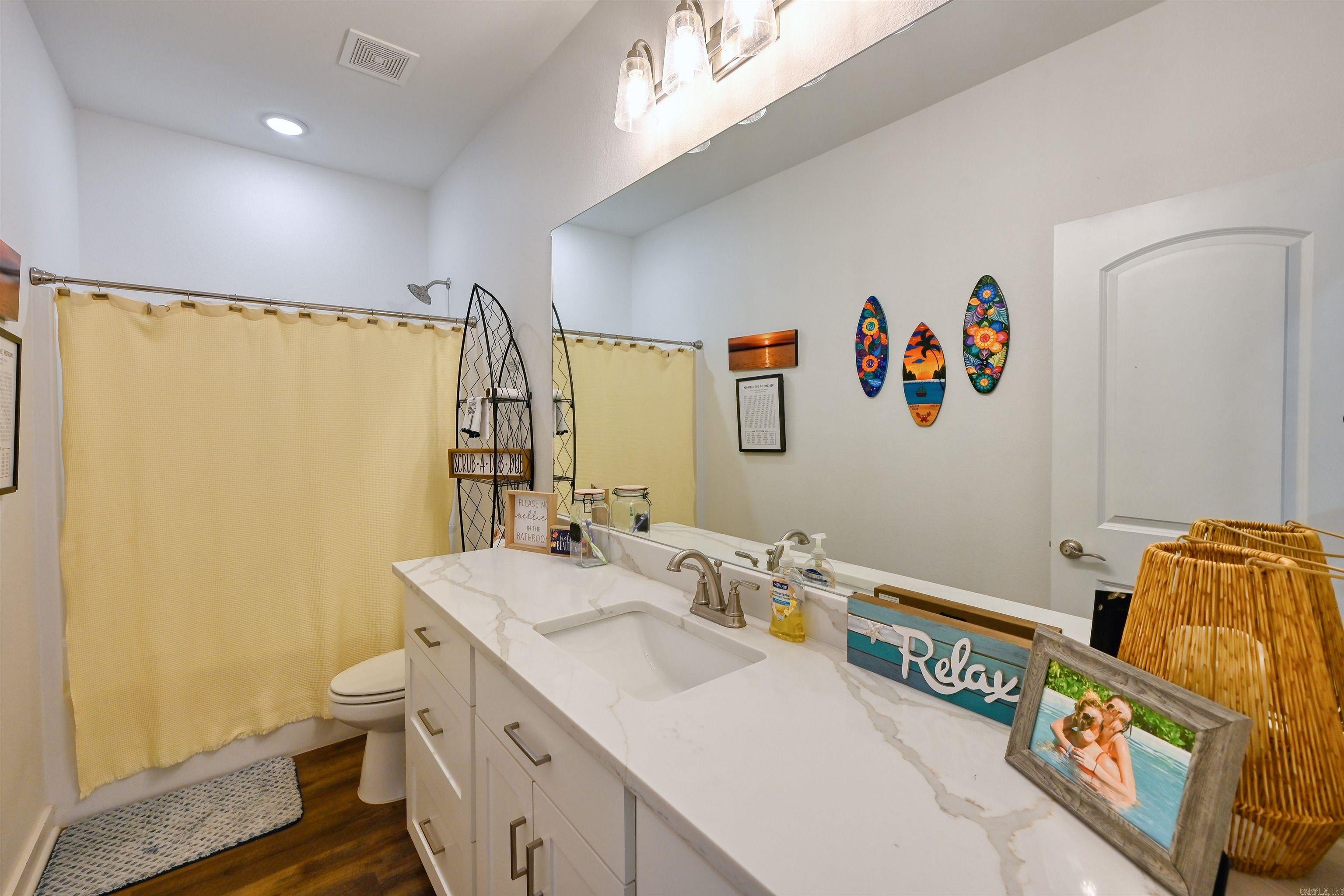 Lakeside Gardens - Residential