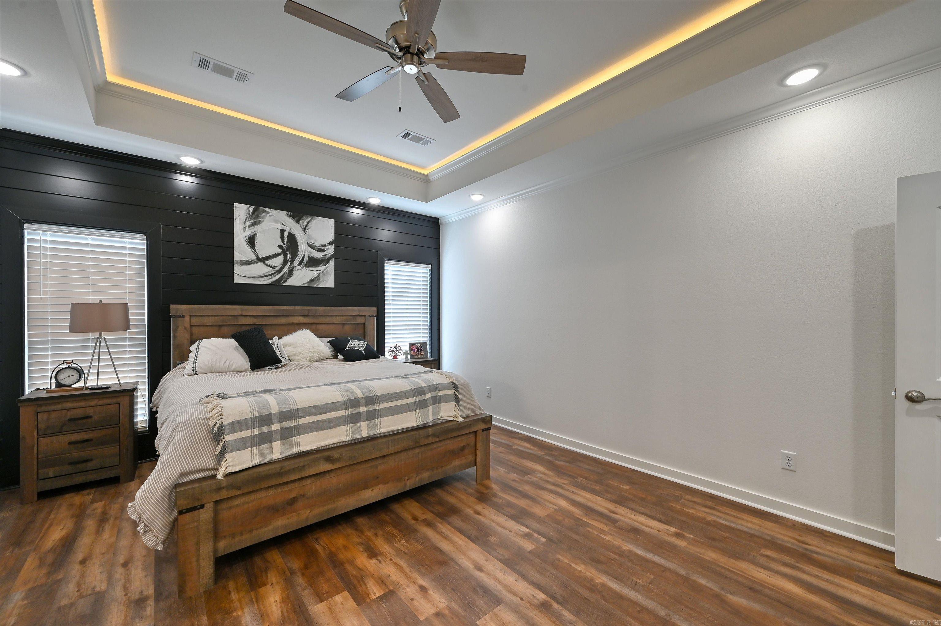 Lakeside Gardens - Residential