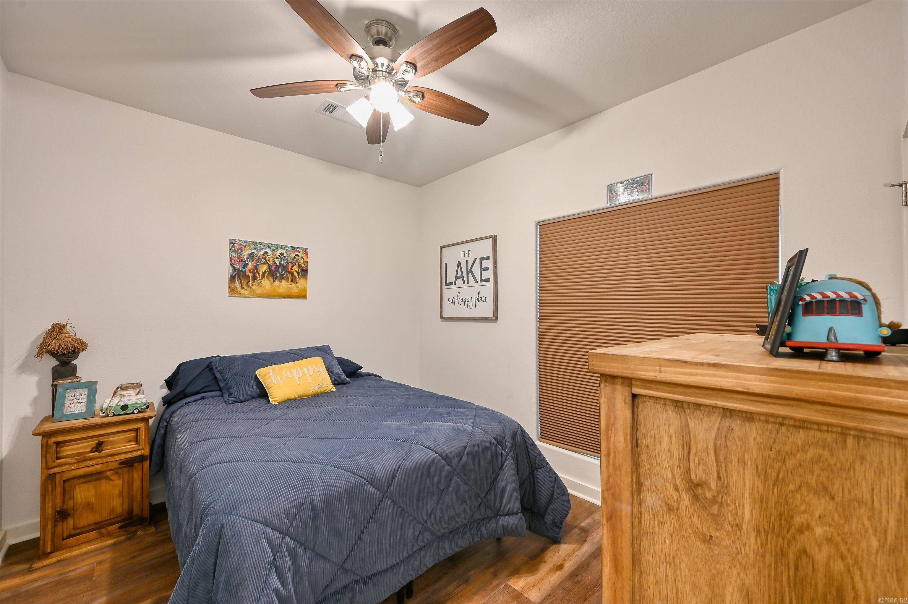 Lakeside Gardens - Residential