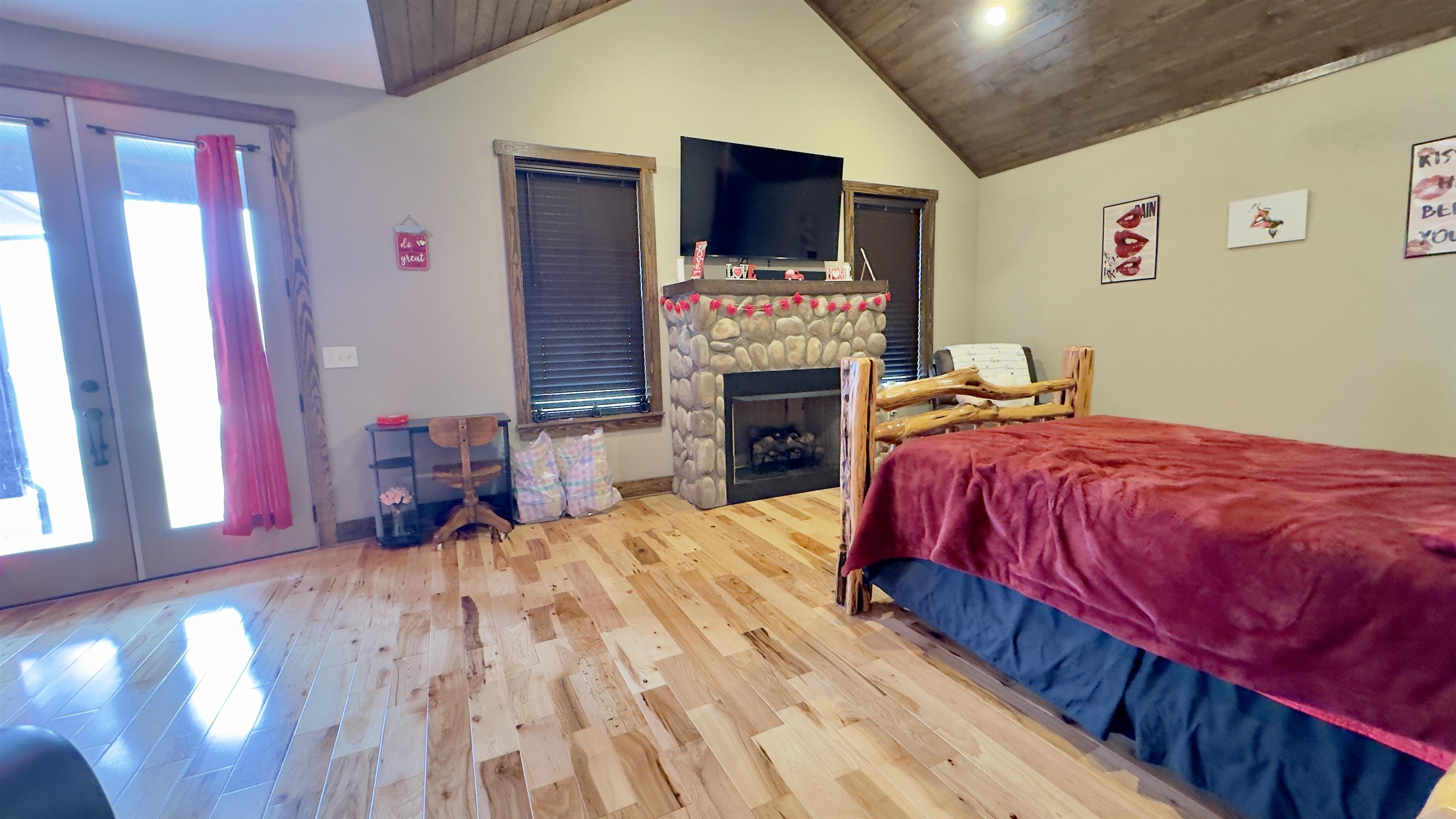 COOPERS HAWK - Residential