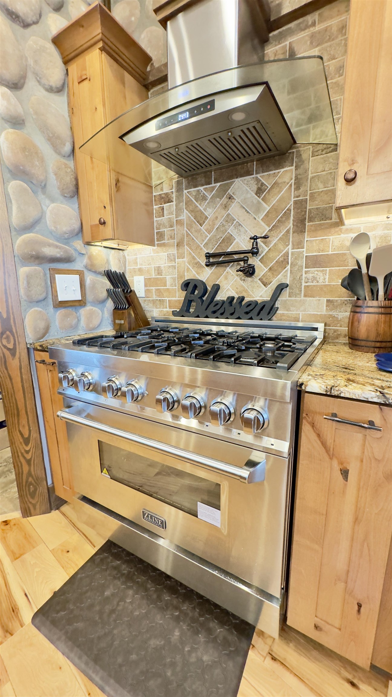 COOPERS HAWK - Residential