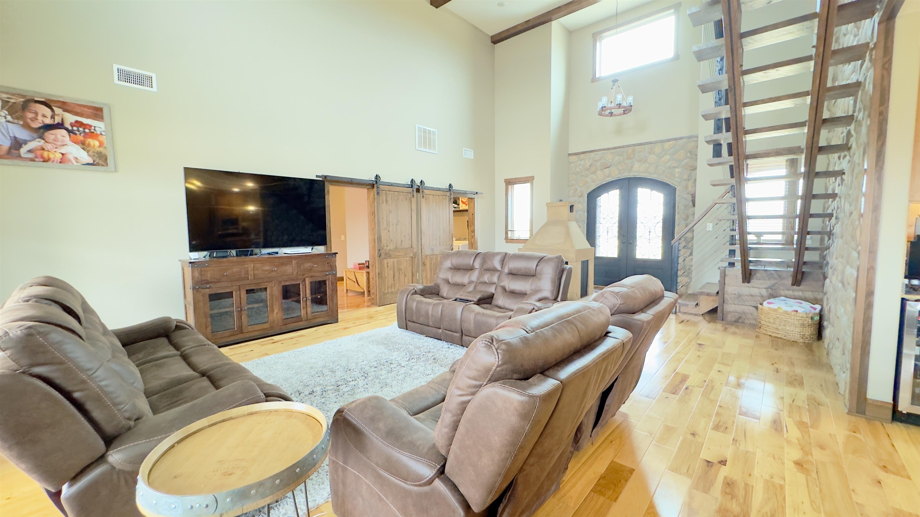 COOPERS HAWK - Residential