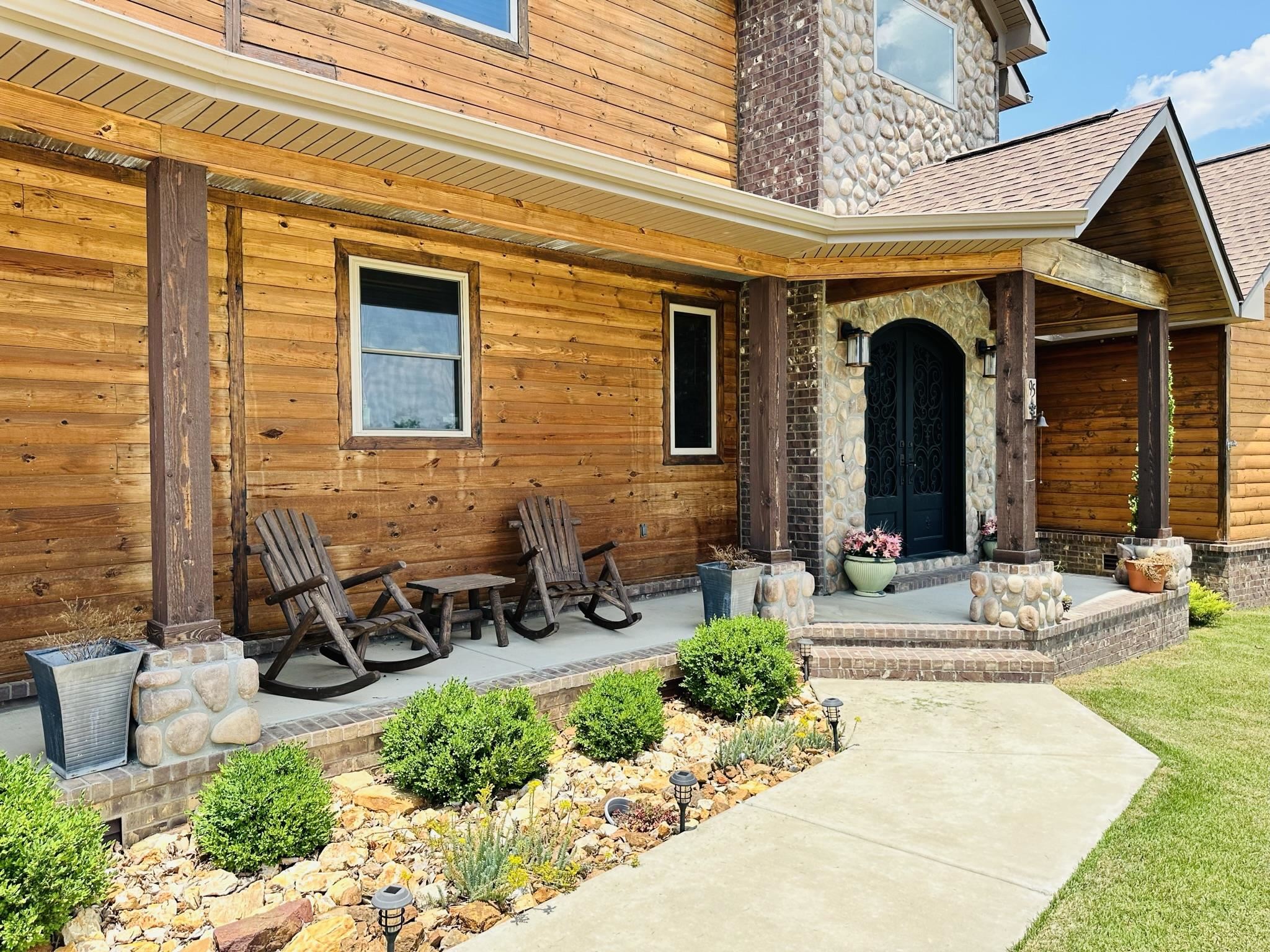 COOPERS HAWK - Residential