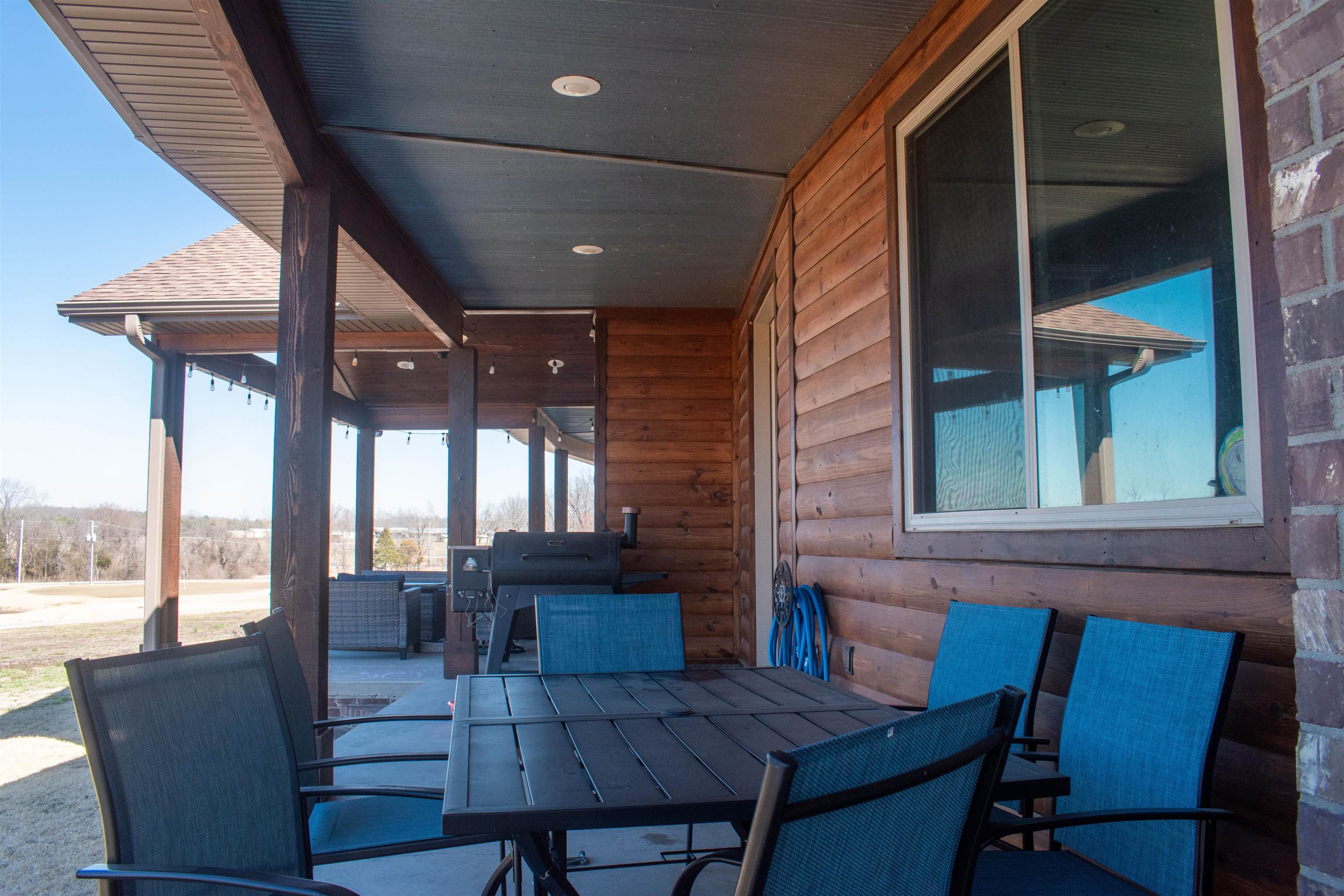 COOPERS HAWK - Residential