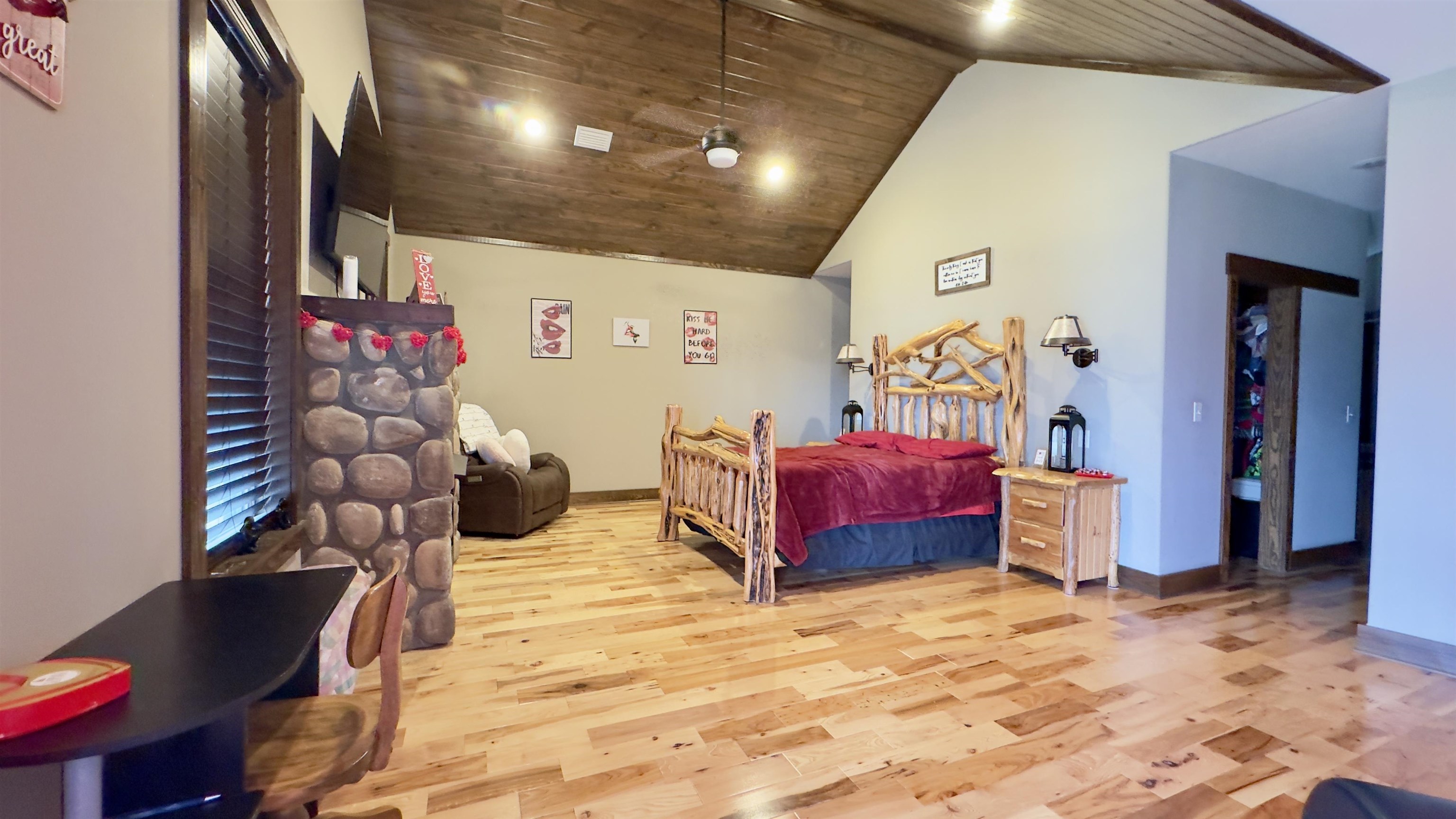 COOPERS HAWK - Residential