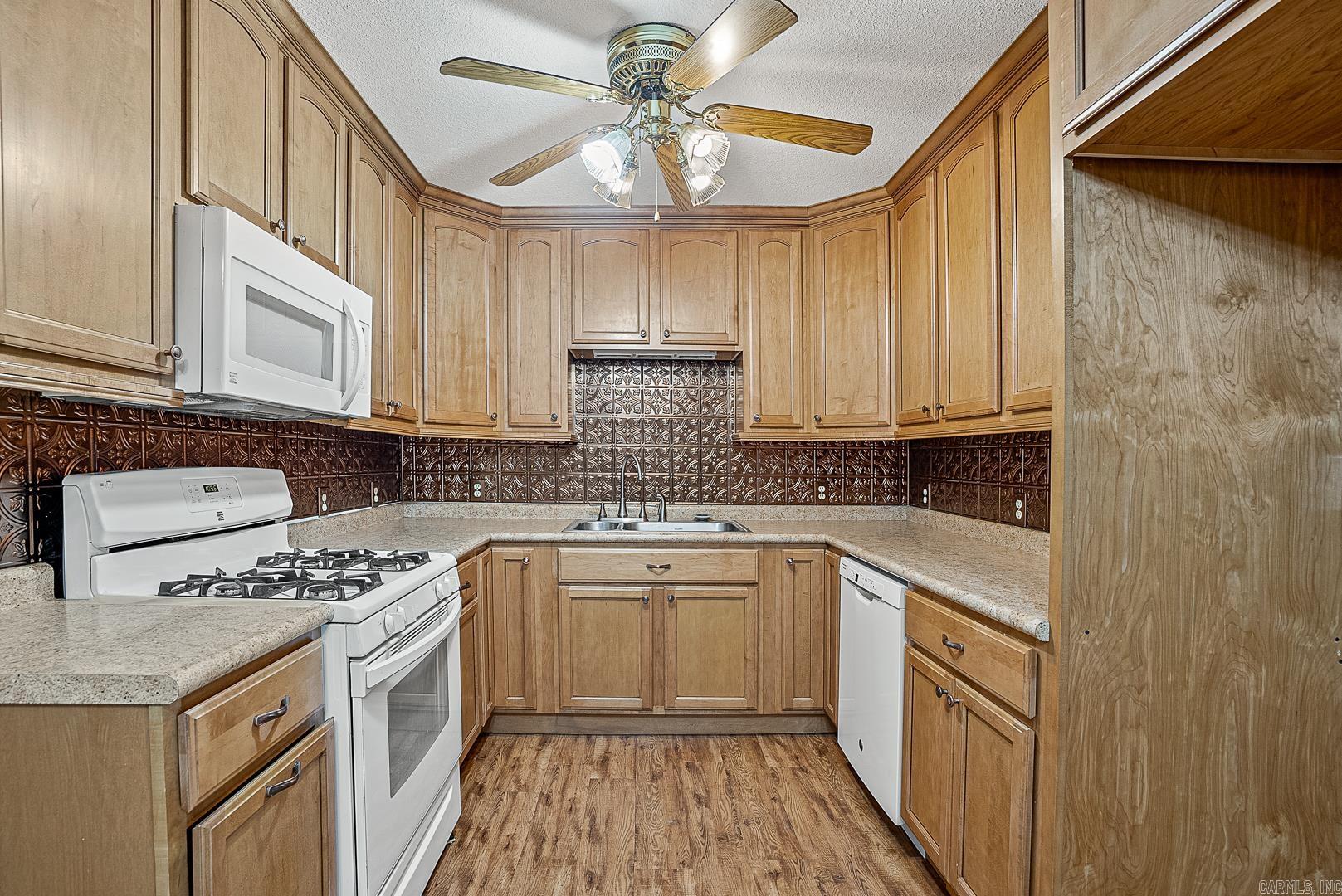 GLENDALE - Residential