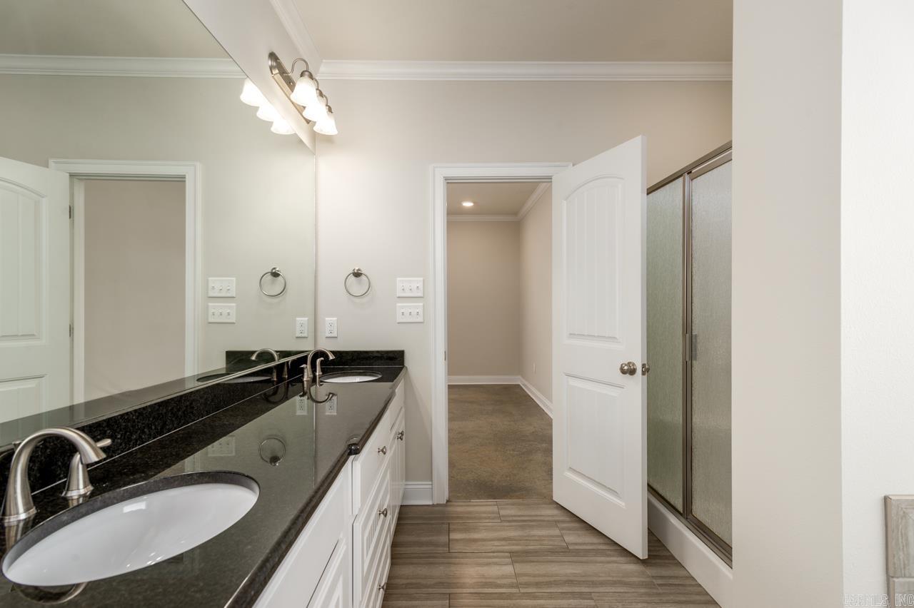 SALEM WOODS - Residential