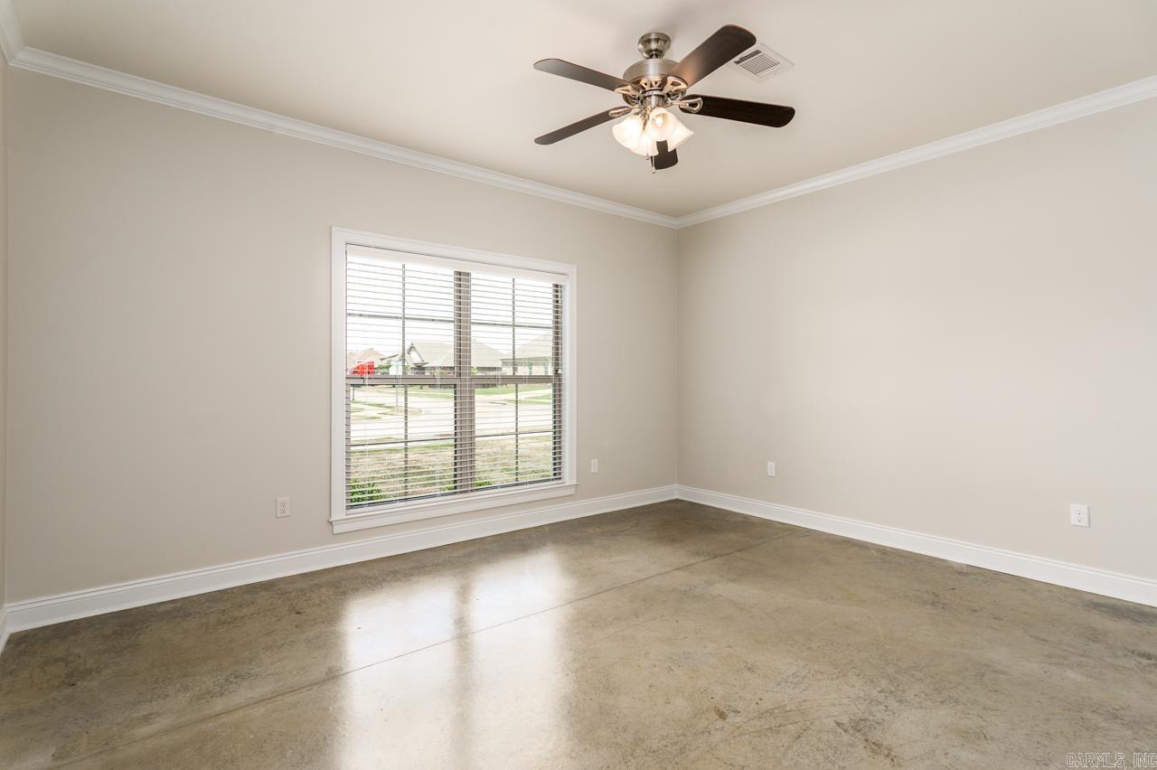 SALEM WOODS - Residential