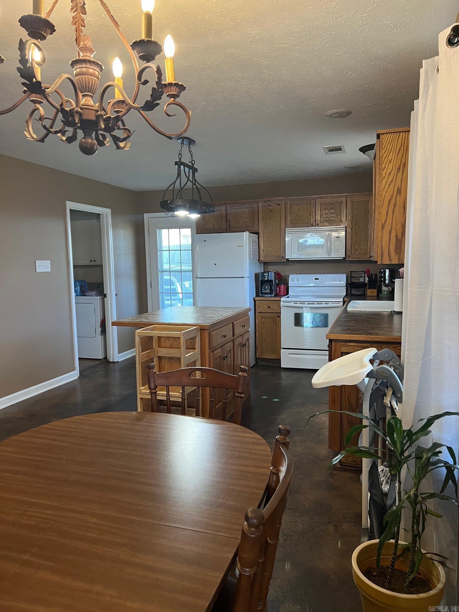 TOWN OF ENOLA GRANGE ADD - Residential