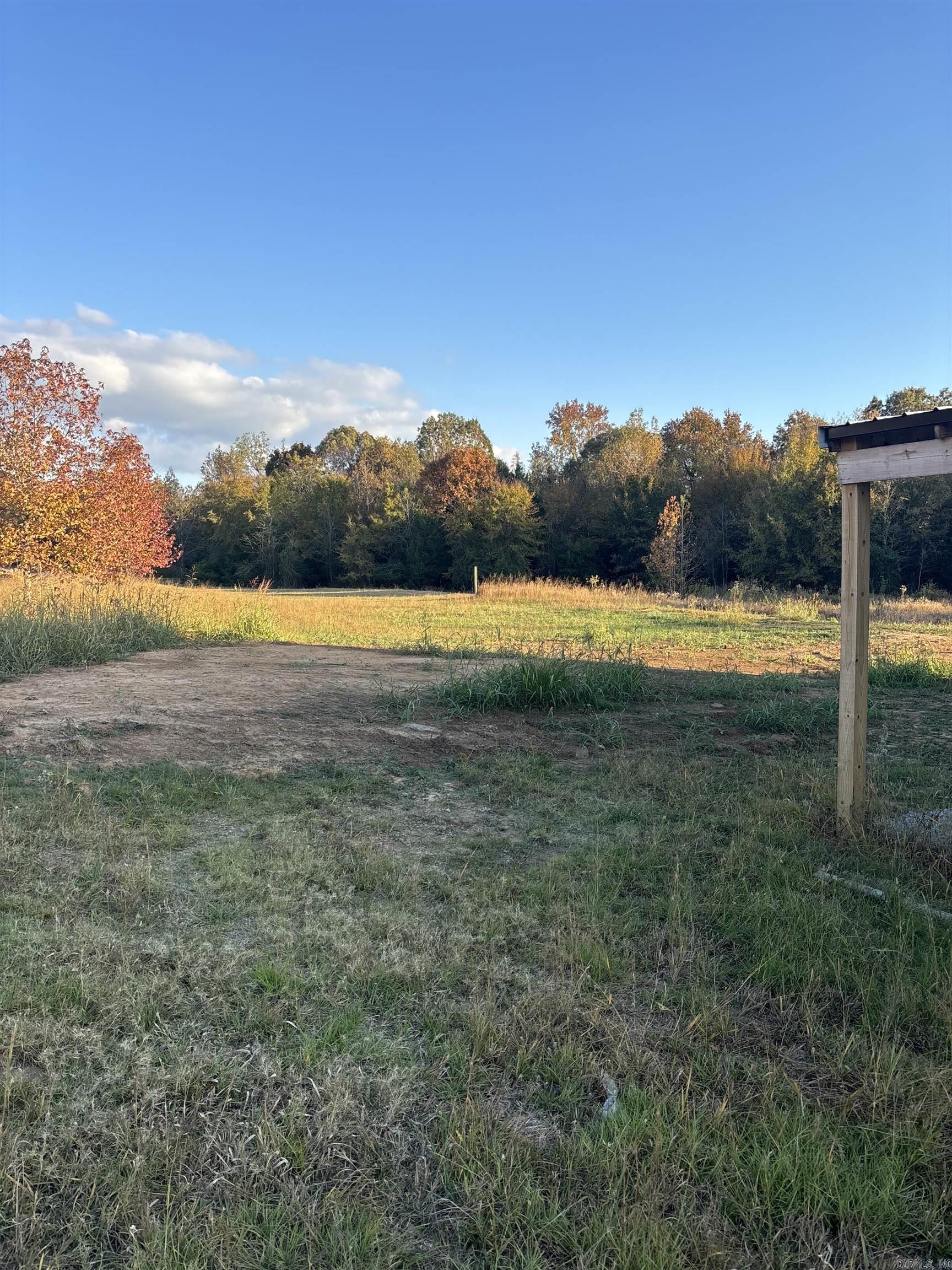 ROMANCE ACRES - Residential