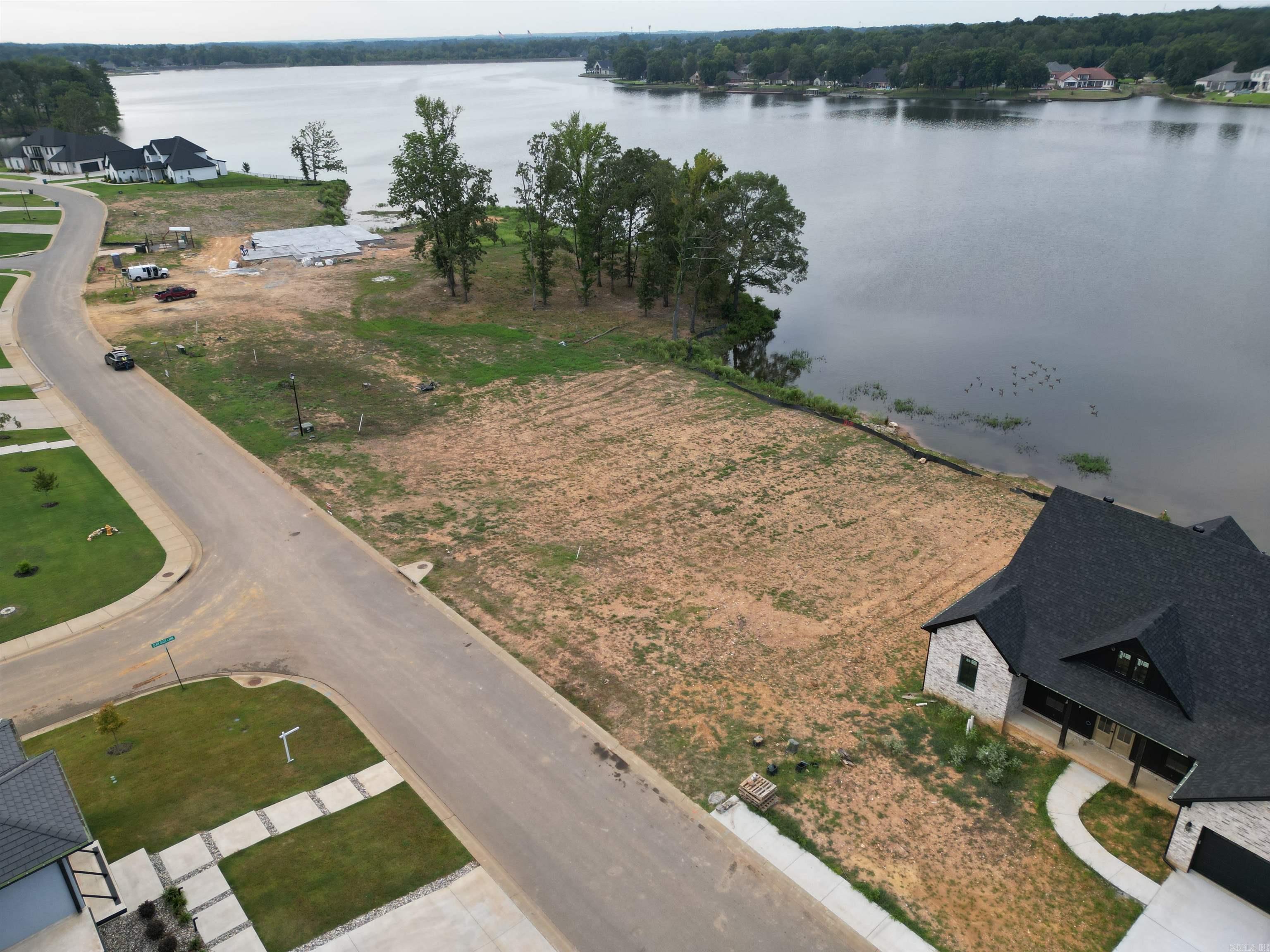 Severn Landing @ Hurricane Lake - Land