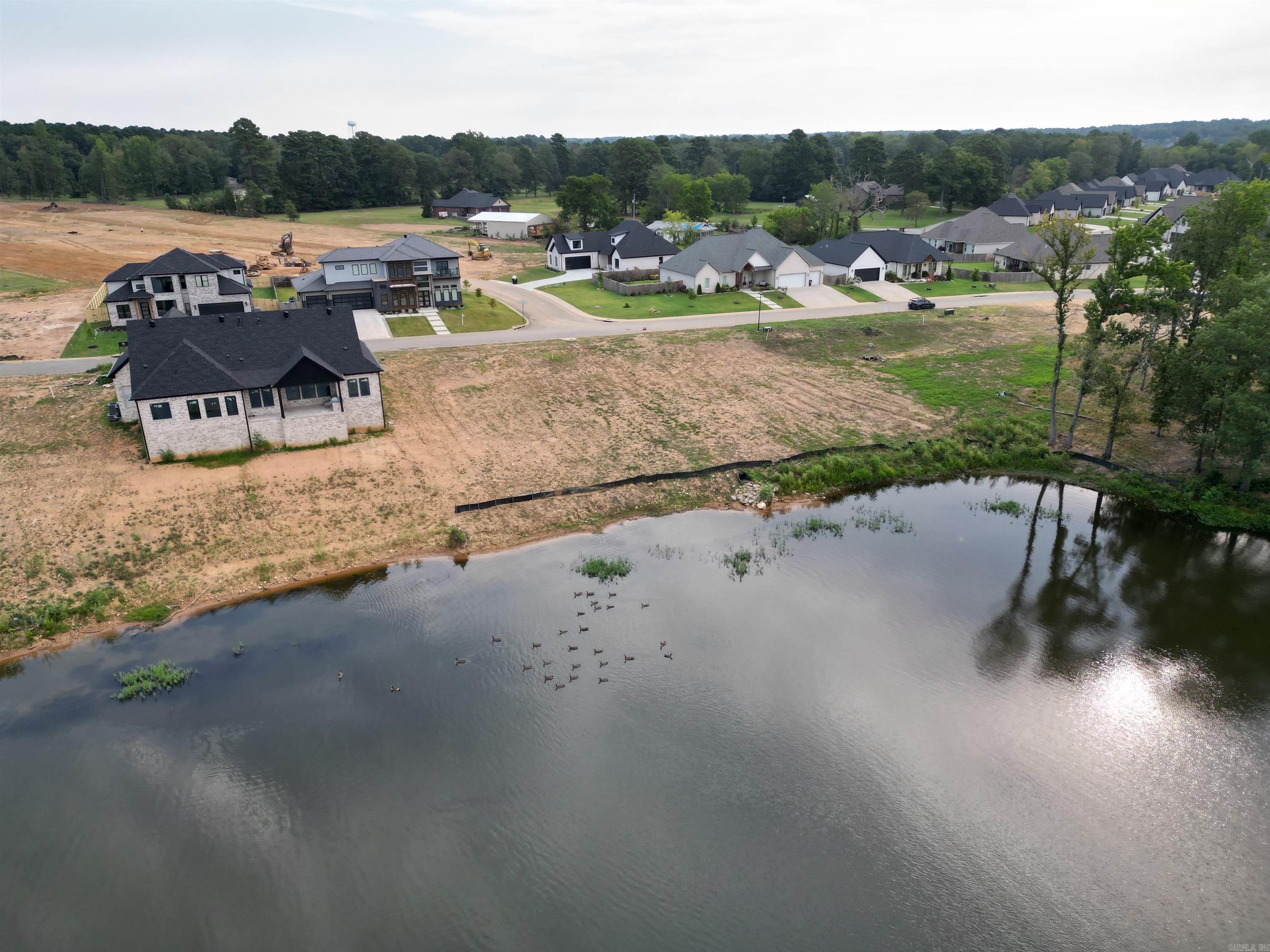Severn Landing @ Hurricane Lake - Land