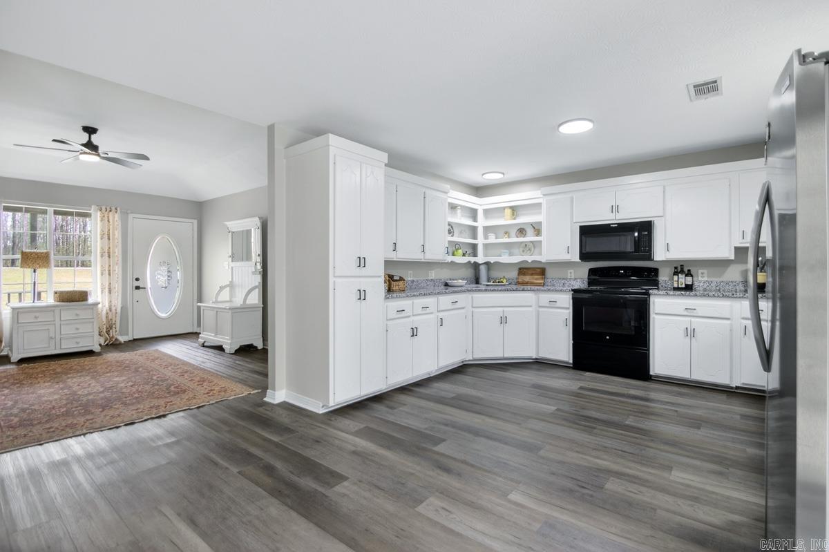 HOLY RIDGE - Residential