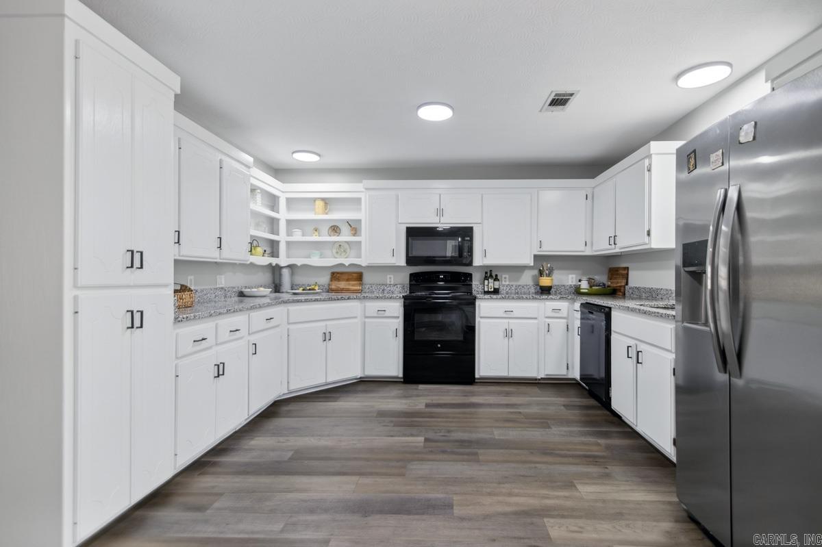 HOLY RIDGE - Residential